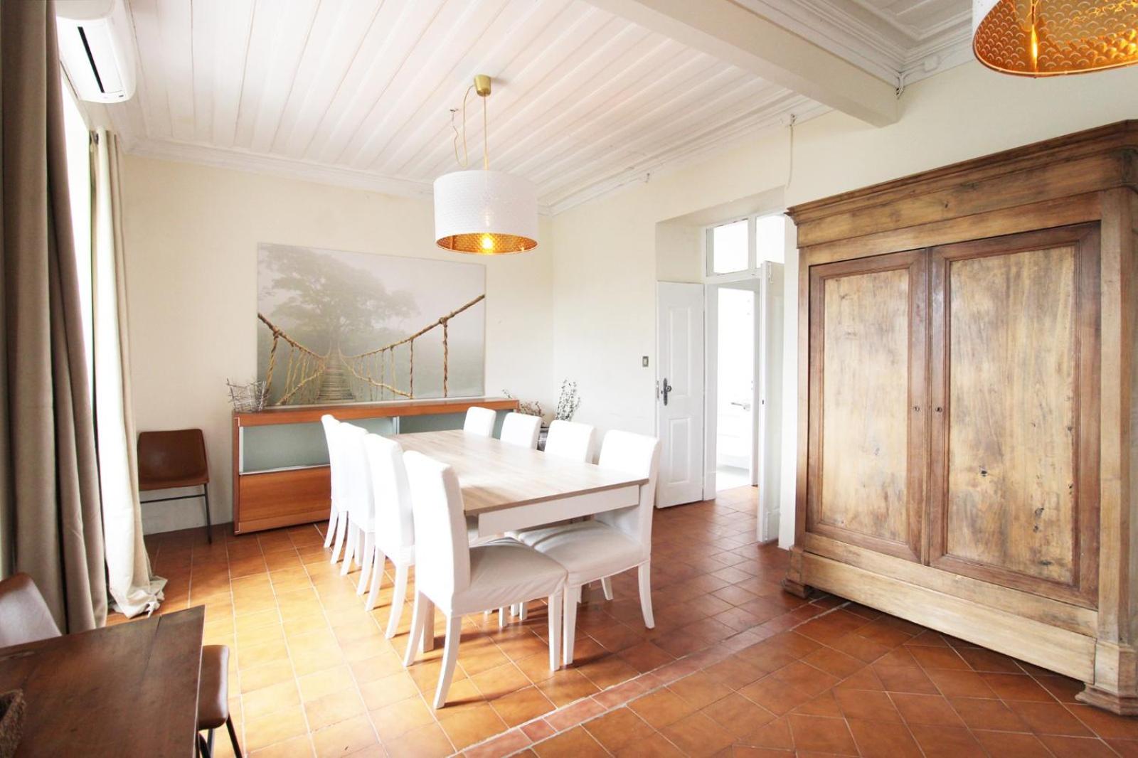 Four-Bedroom House photo 2