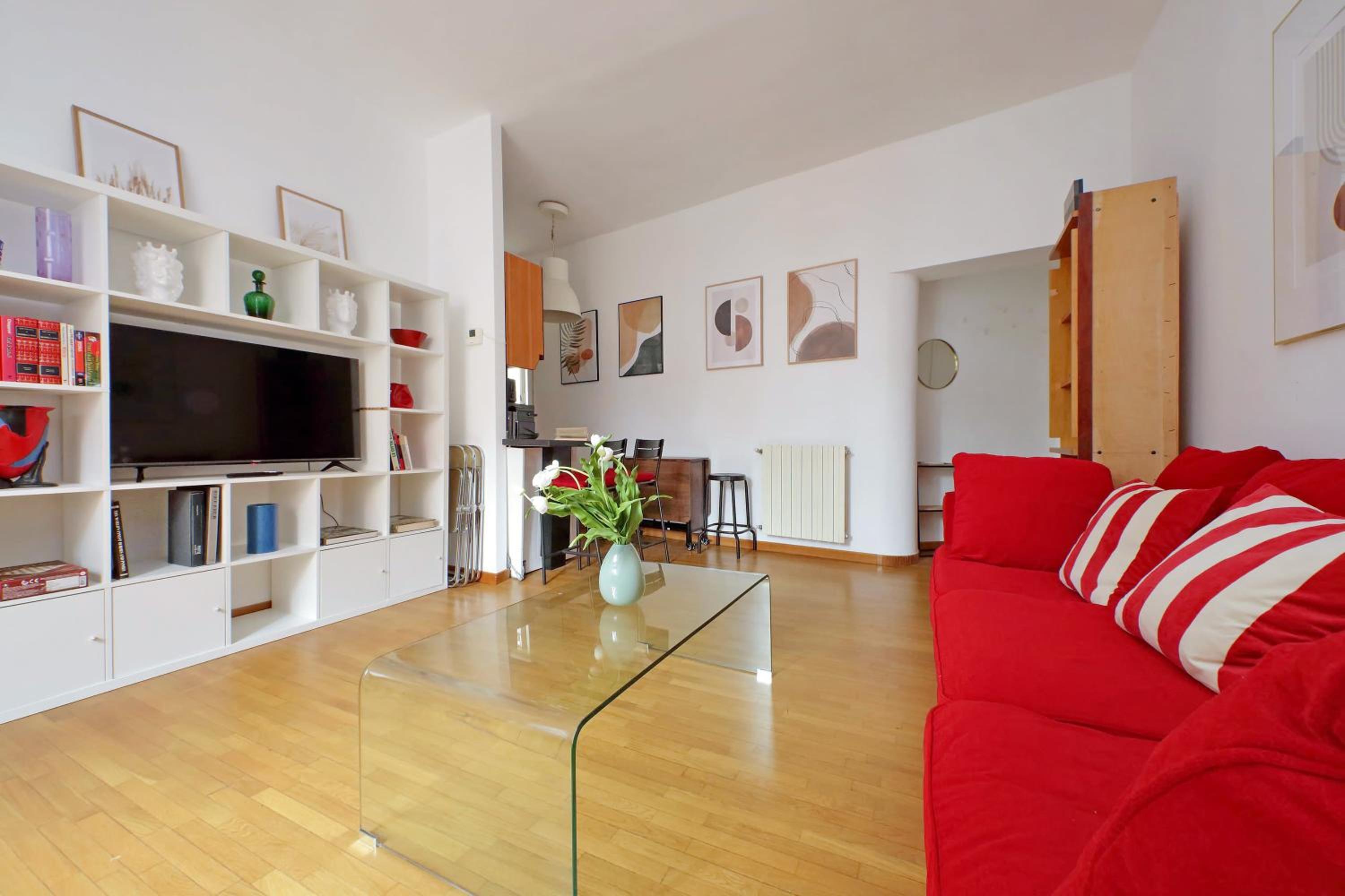 One-Bedroom Apartment