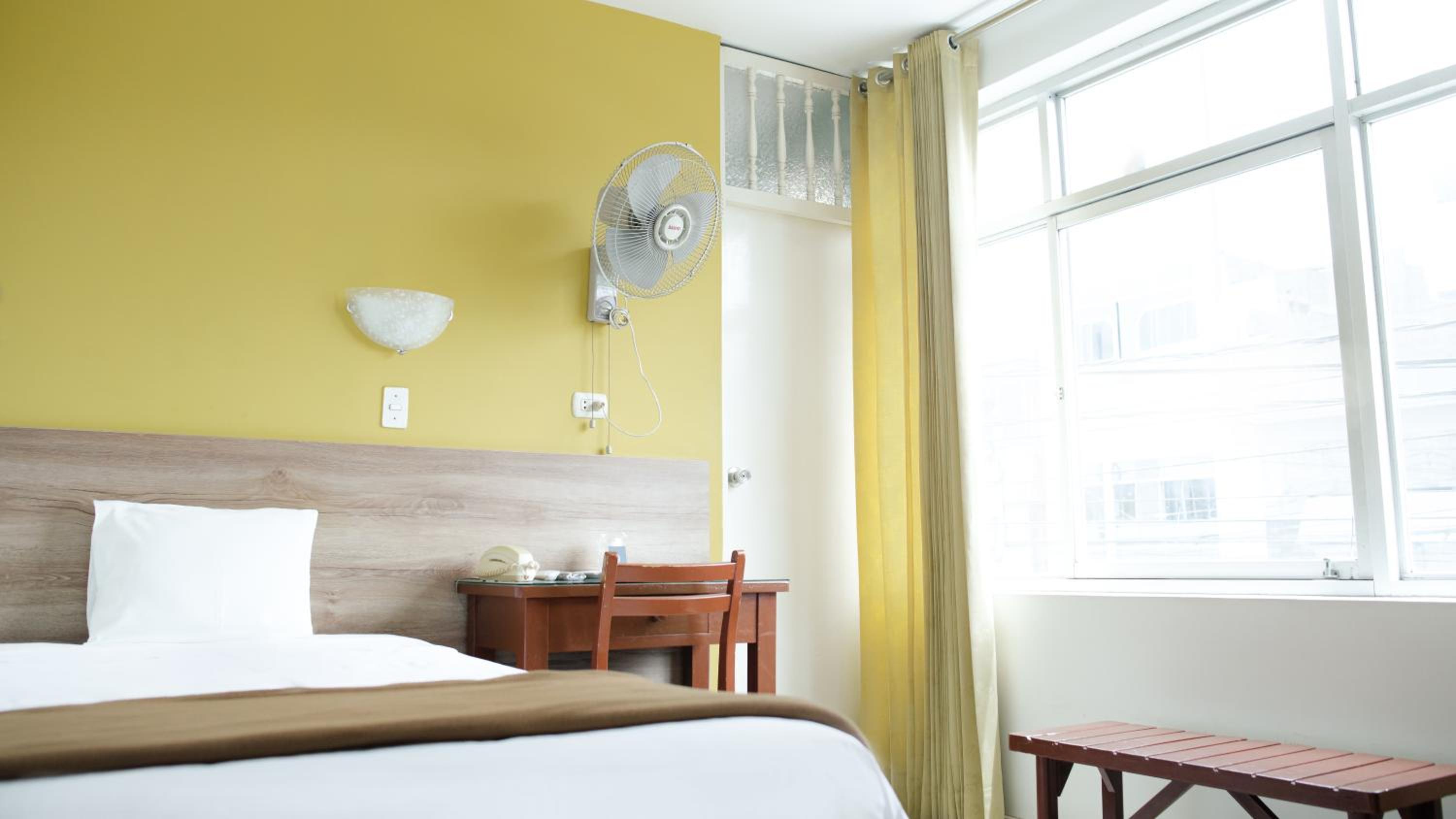 Single Room photo 2