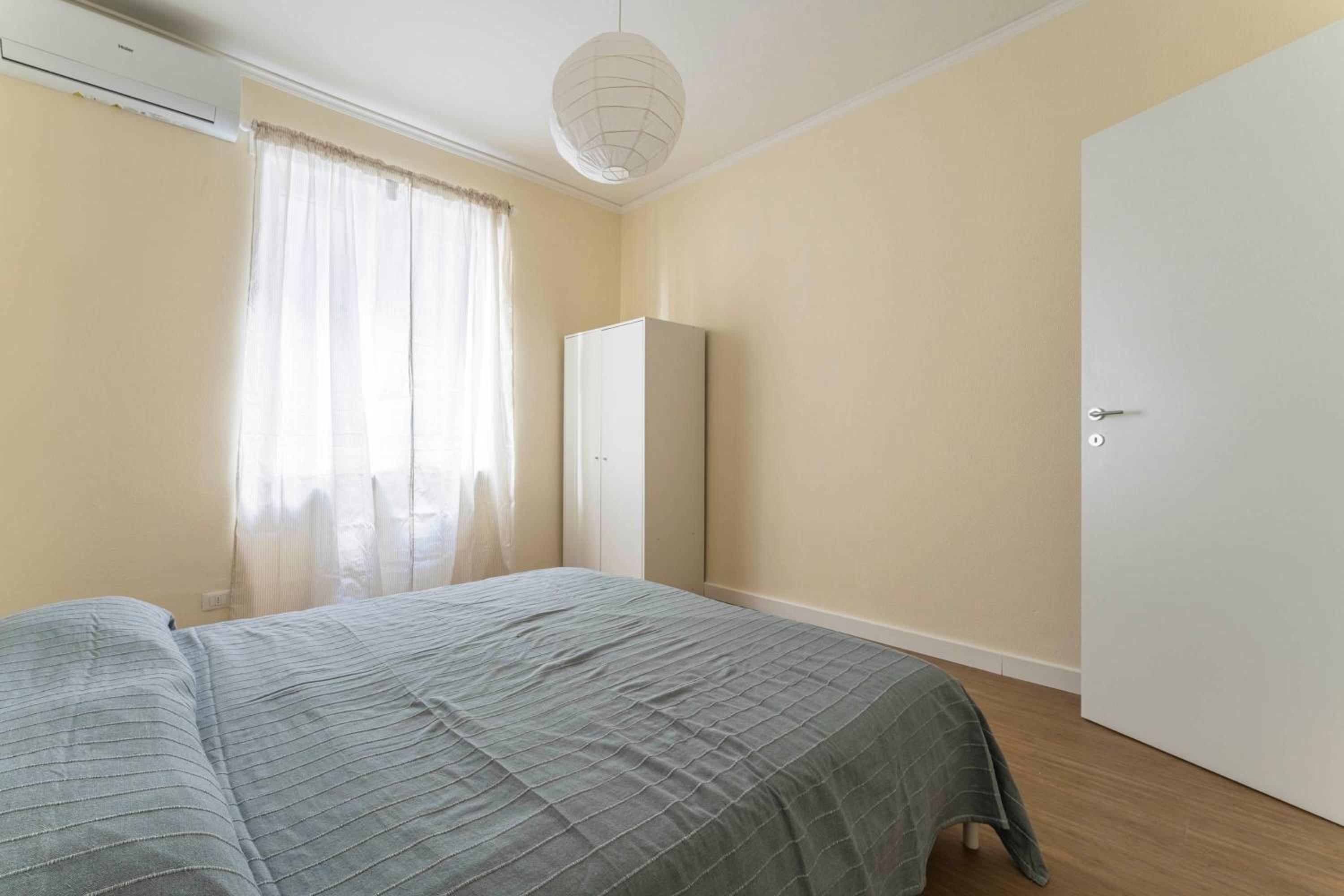Three-Bedroom Apartment photo 1