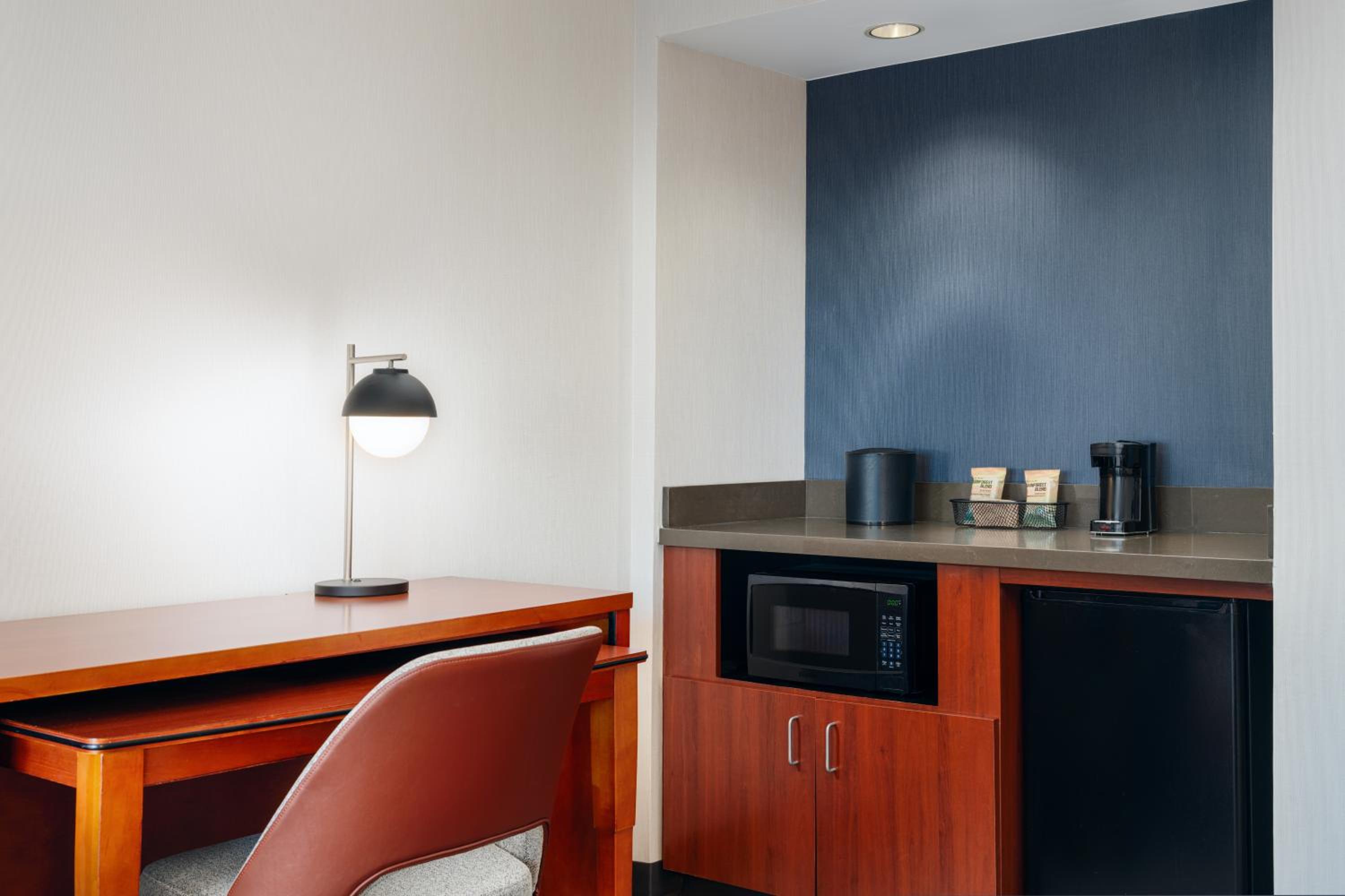 One-Bedroom King Suite with Sofa Bed - Hearing Accessible
