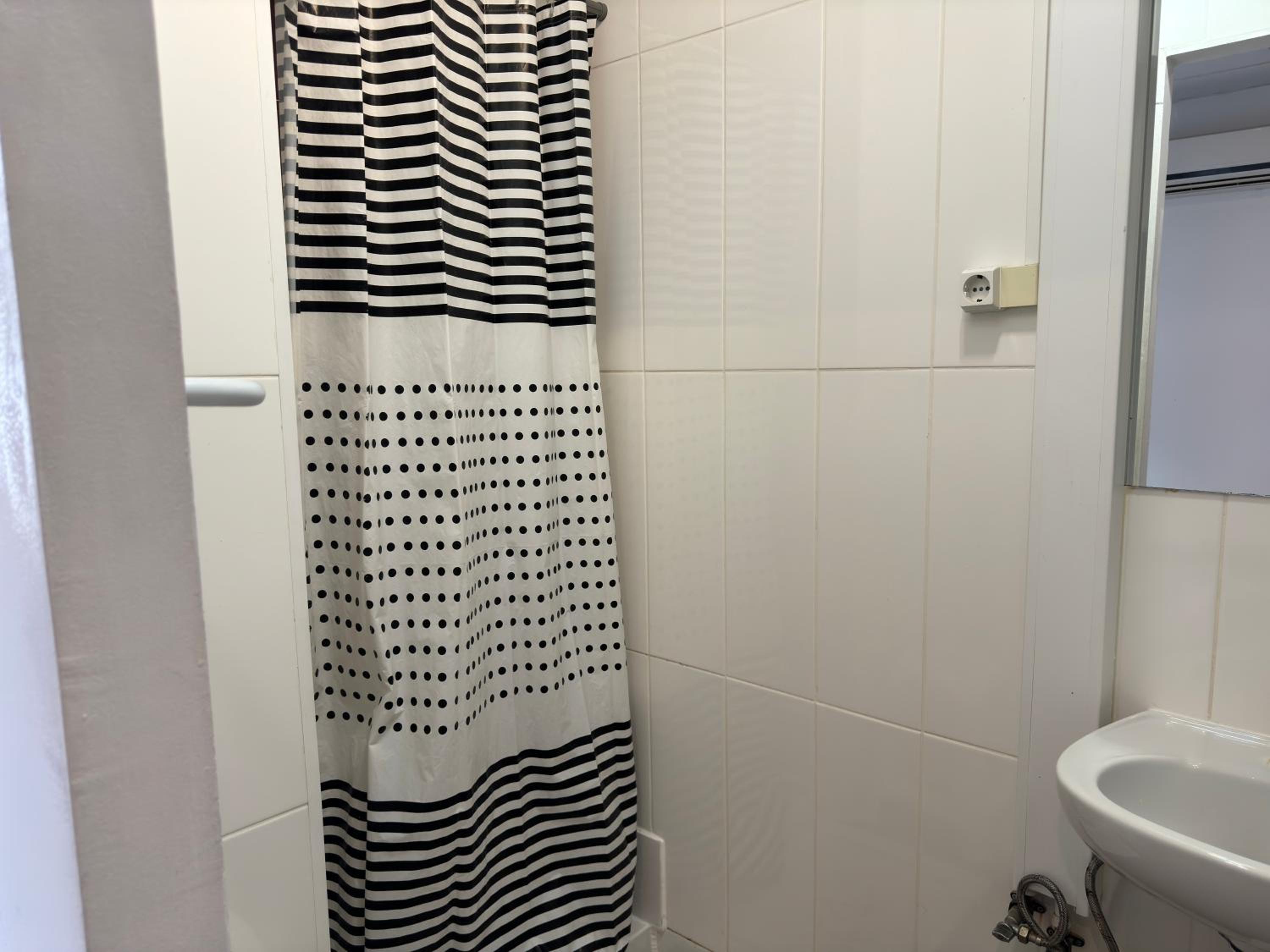 Triple Room - Photo 10