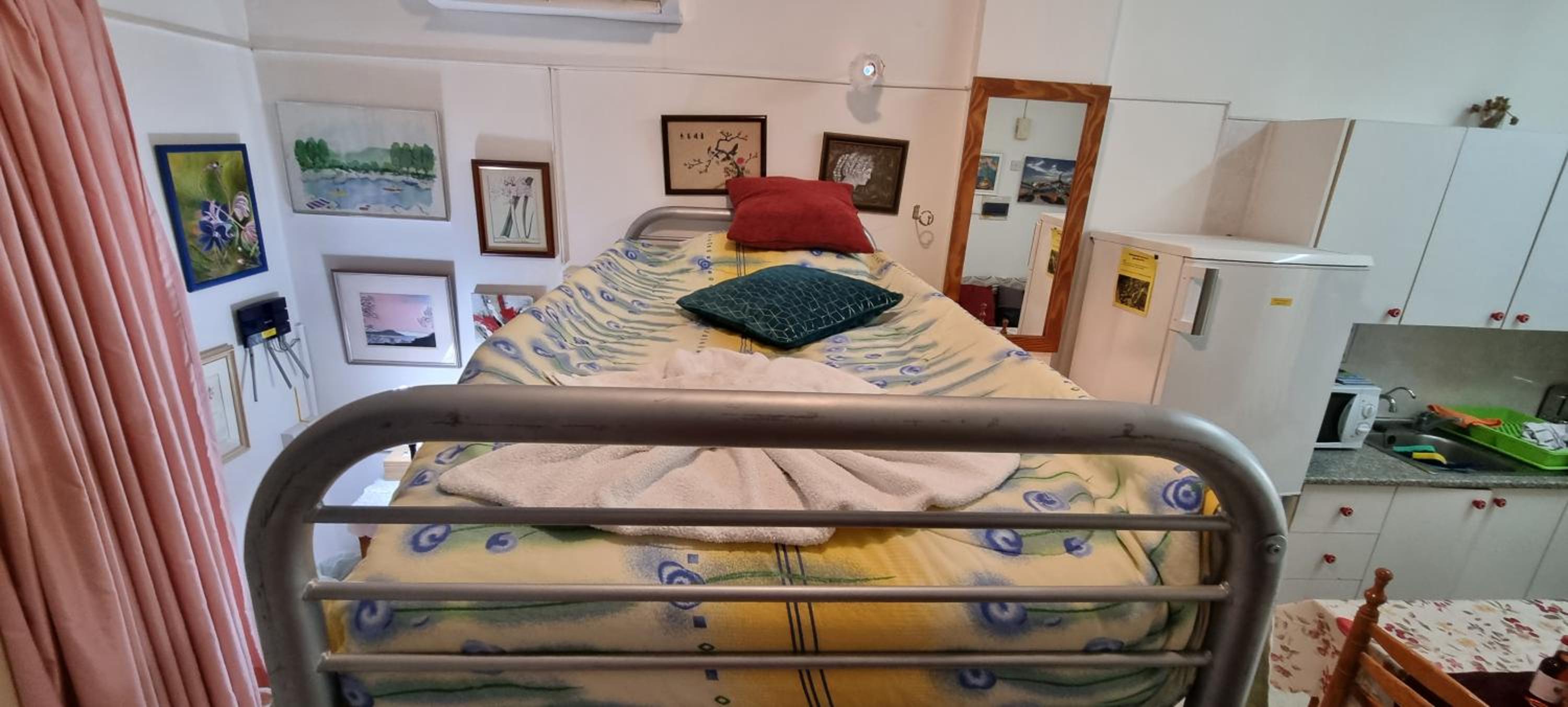 King Studio with Sofa Bed - Photo 21