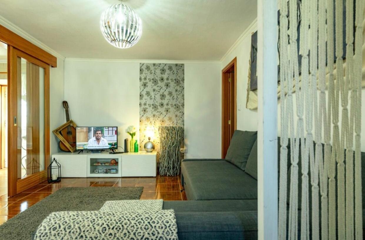 Three-Bedroom House photo 3