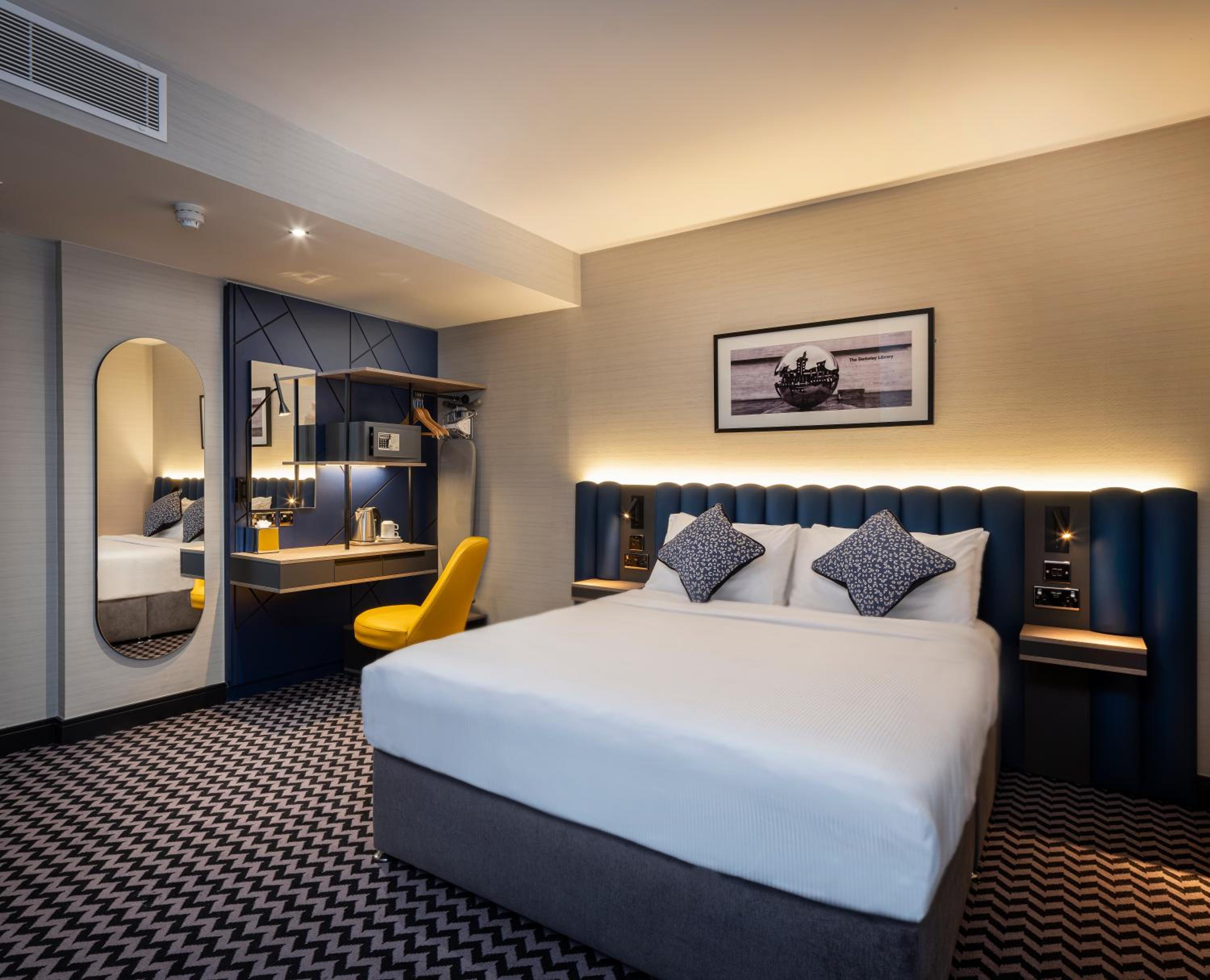 Double Room - Photo 1