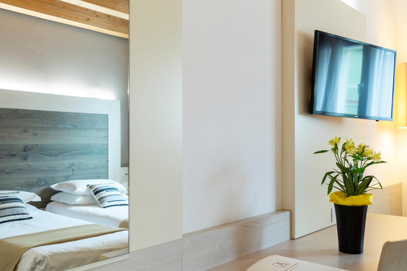 Superior Double Room - Photo 2