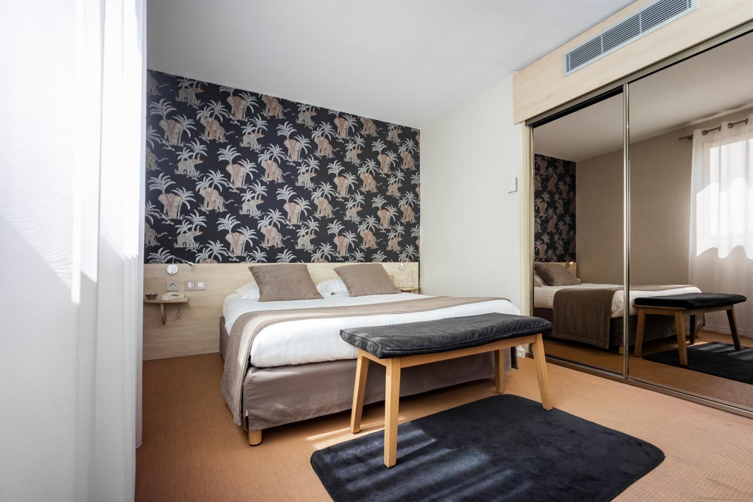Standard Double Room photo 3