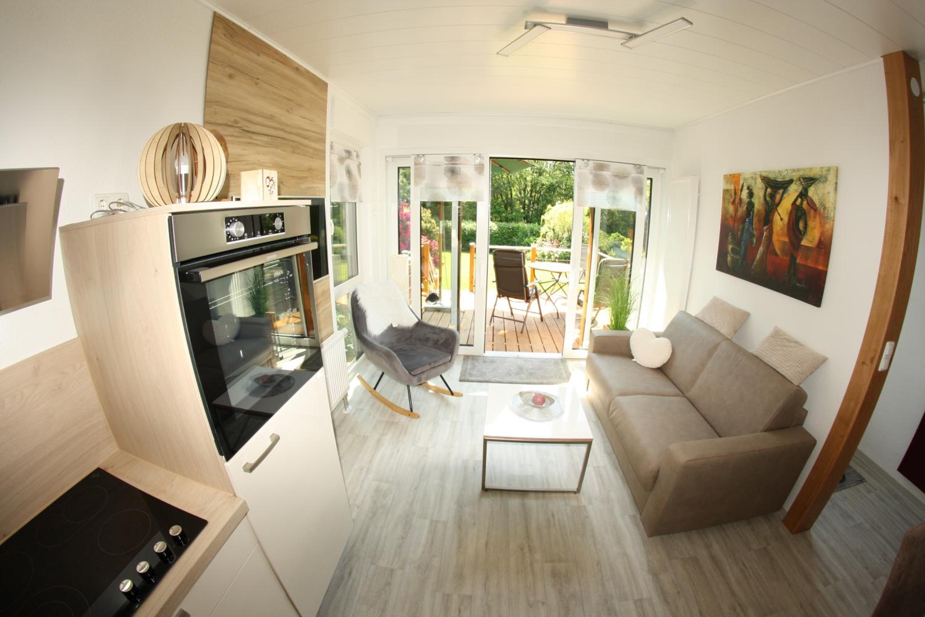 One-Bedroom House photo 1