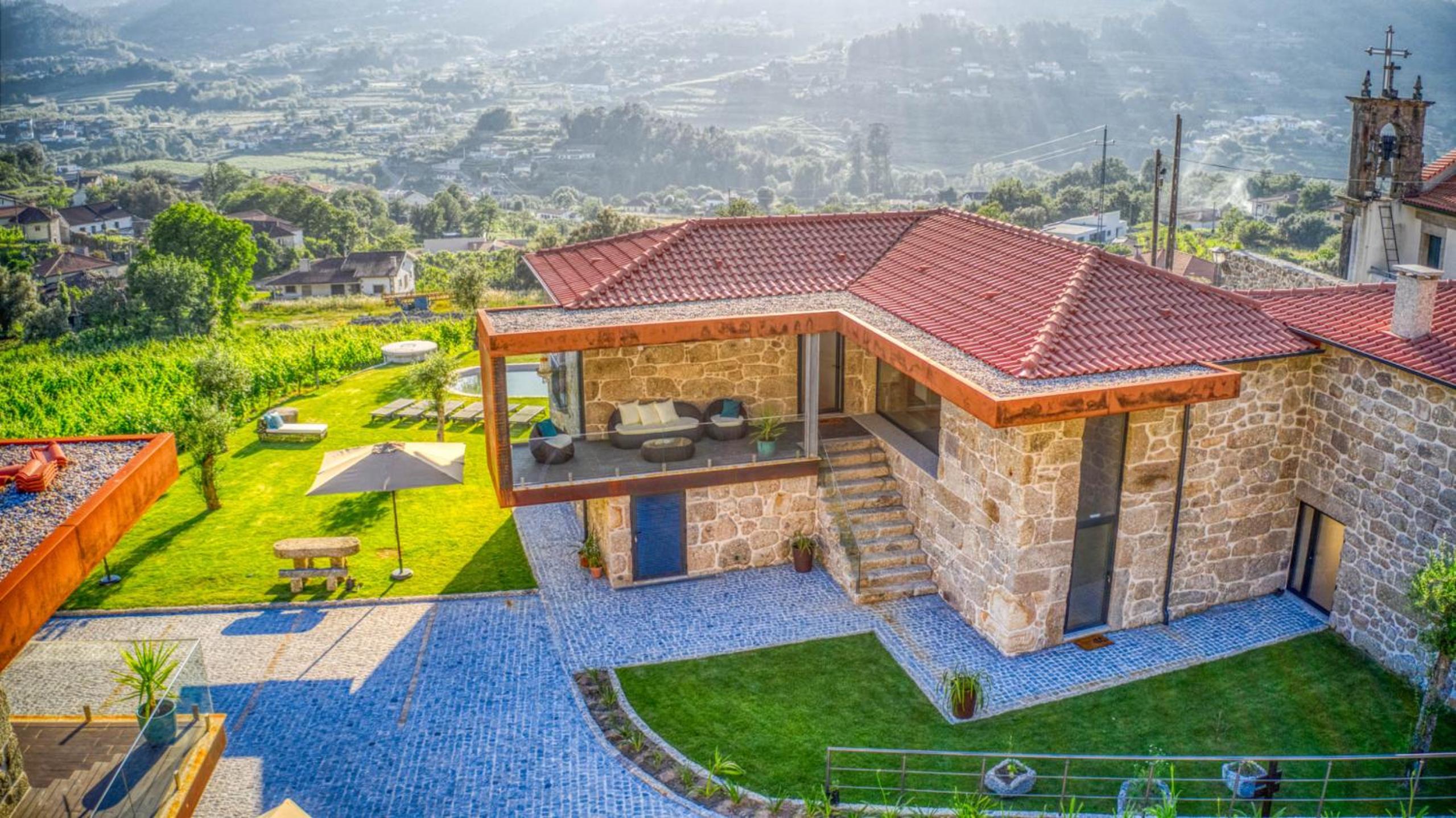 Deluxe Villa - Photo 2