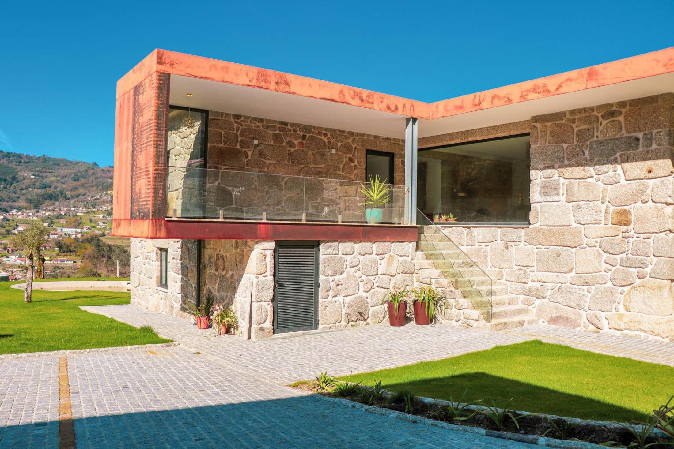 Deluxe Villa - Photo 3