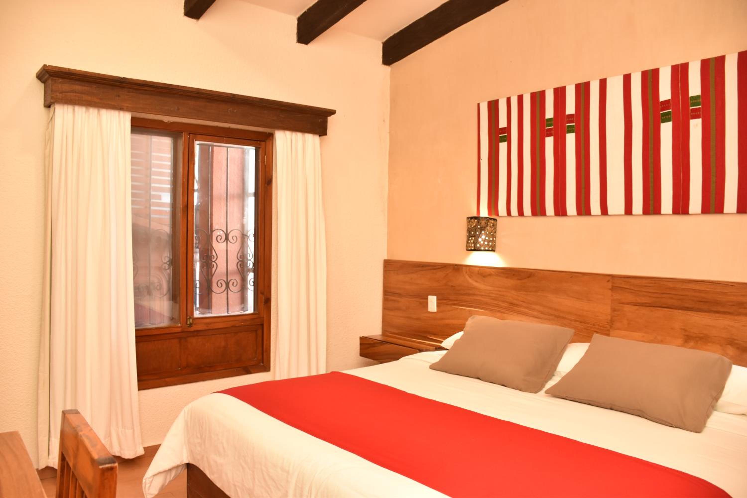 Double Room - Photo 3