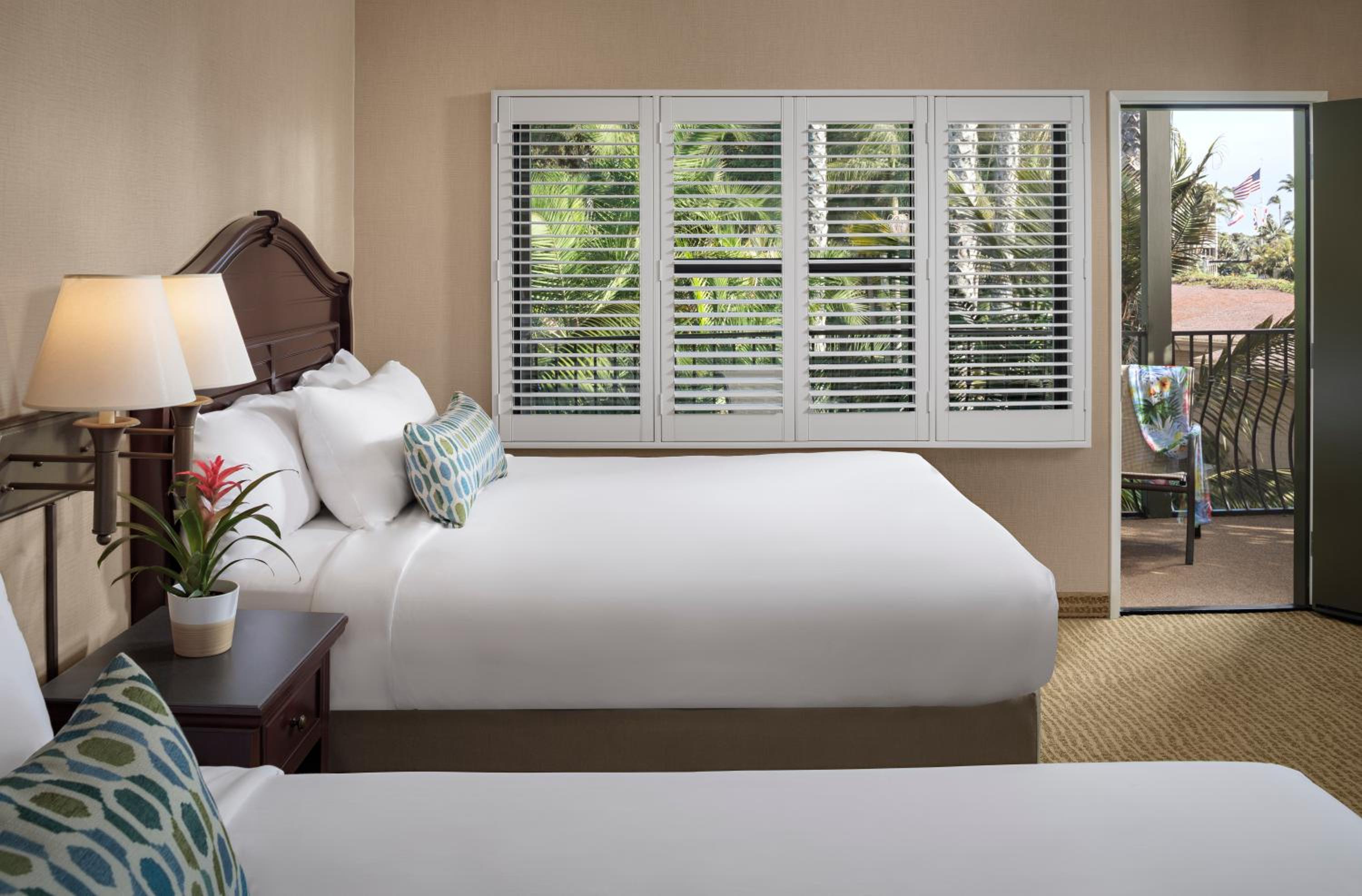Resort Suite 2 Queens thumbnail 5