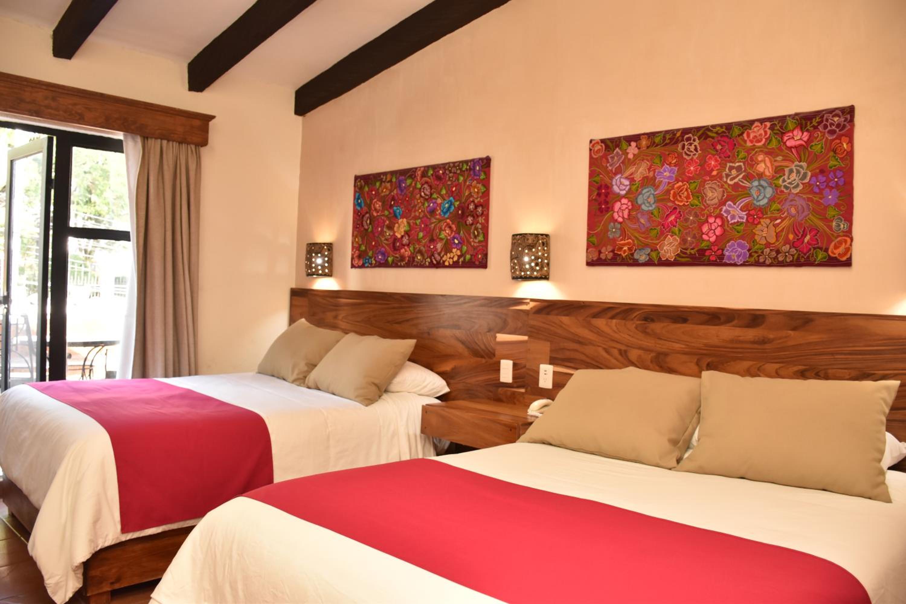 Double Room with Two Double Beds - Photo 6