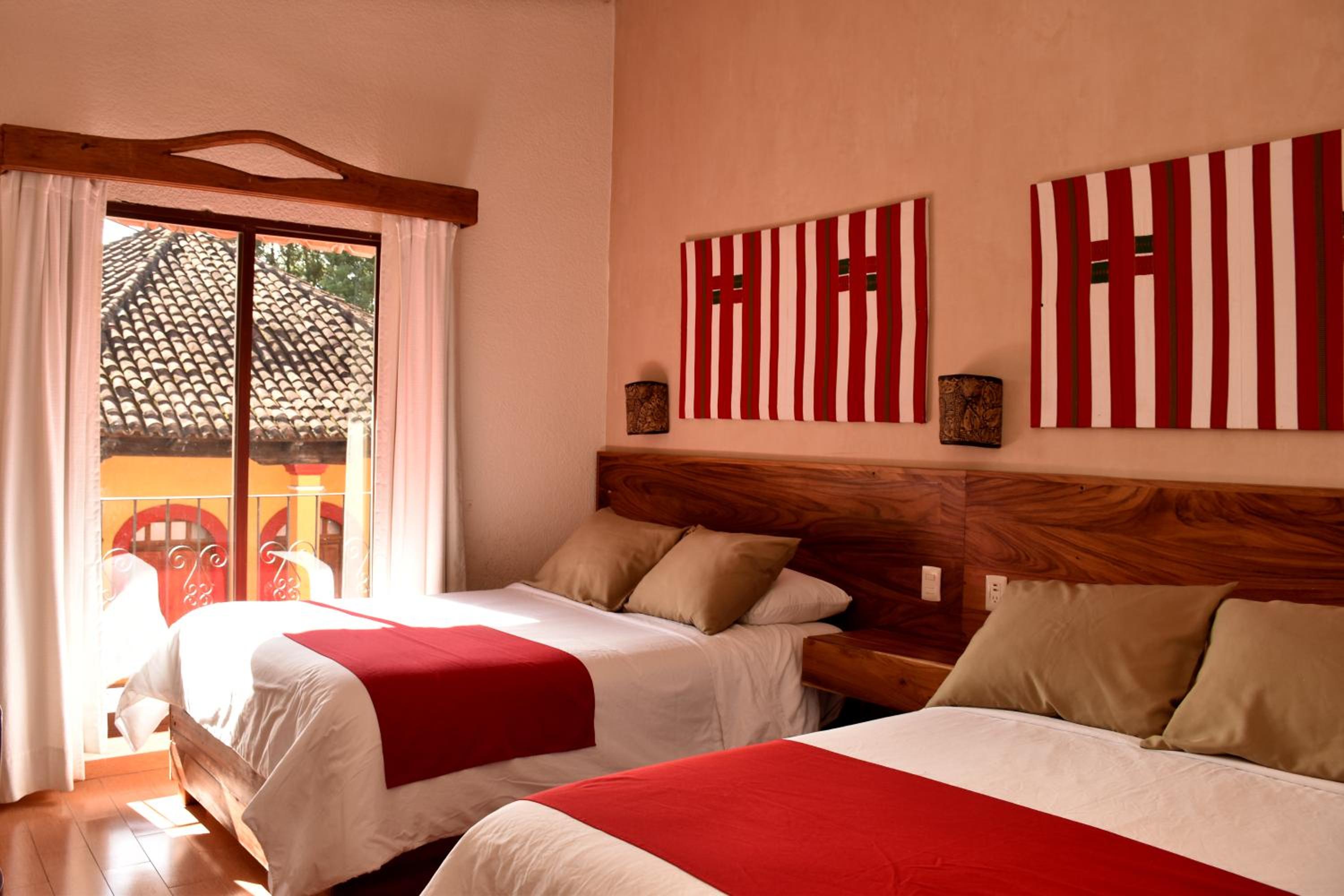 Double Room with Two Double Beds - Photo 7