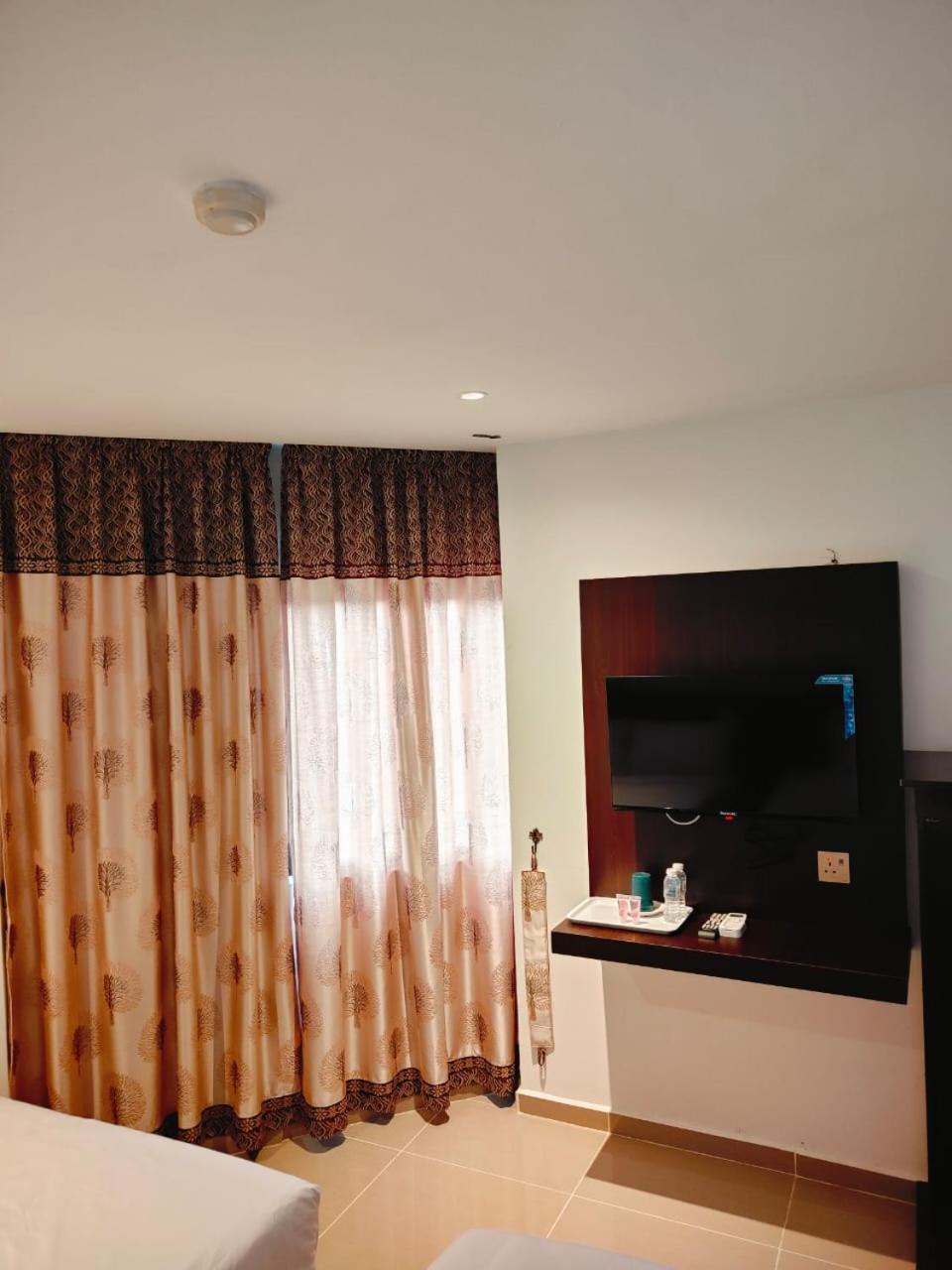 Triple Room - Photo 1