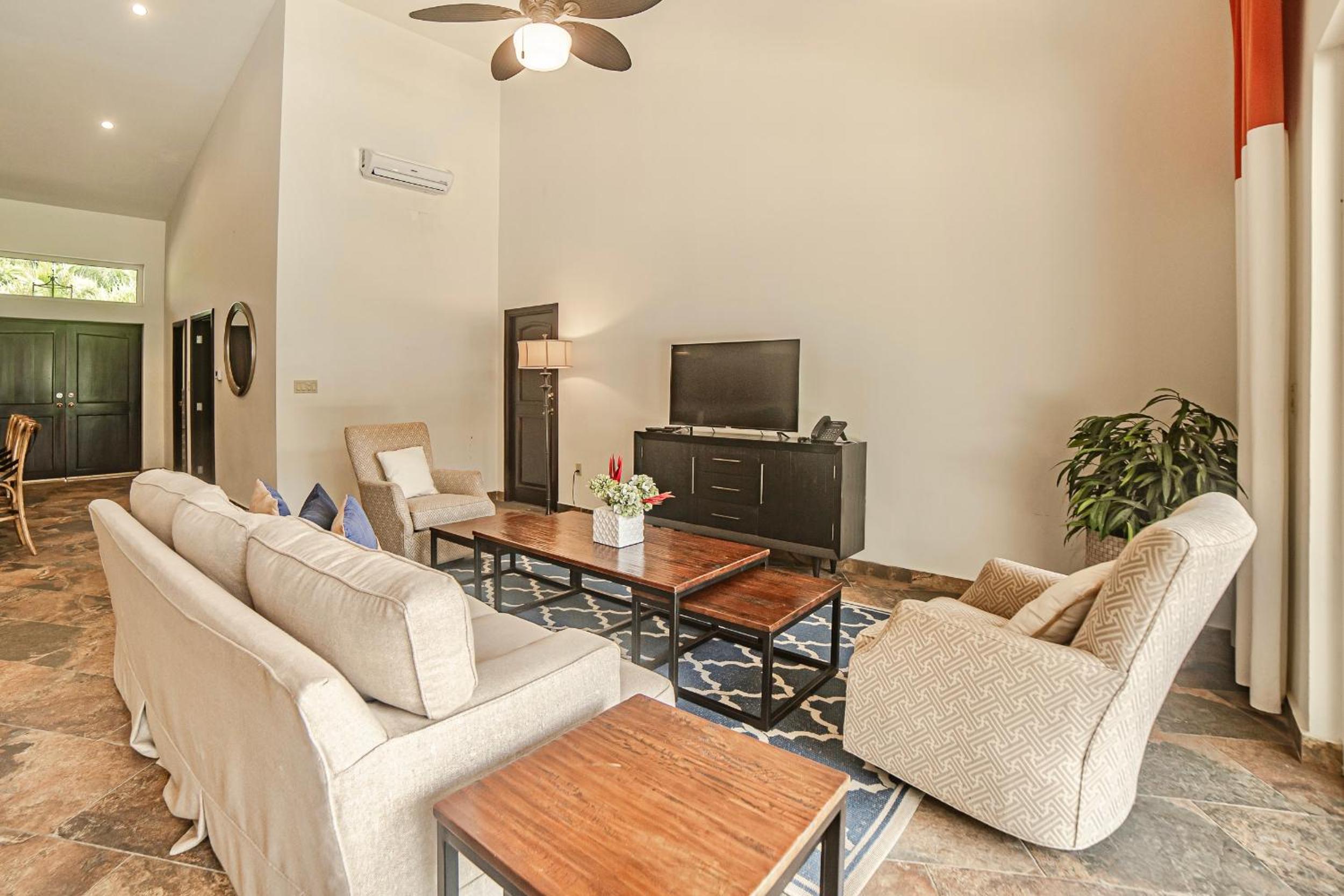 King Studio Beach Front