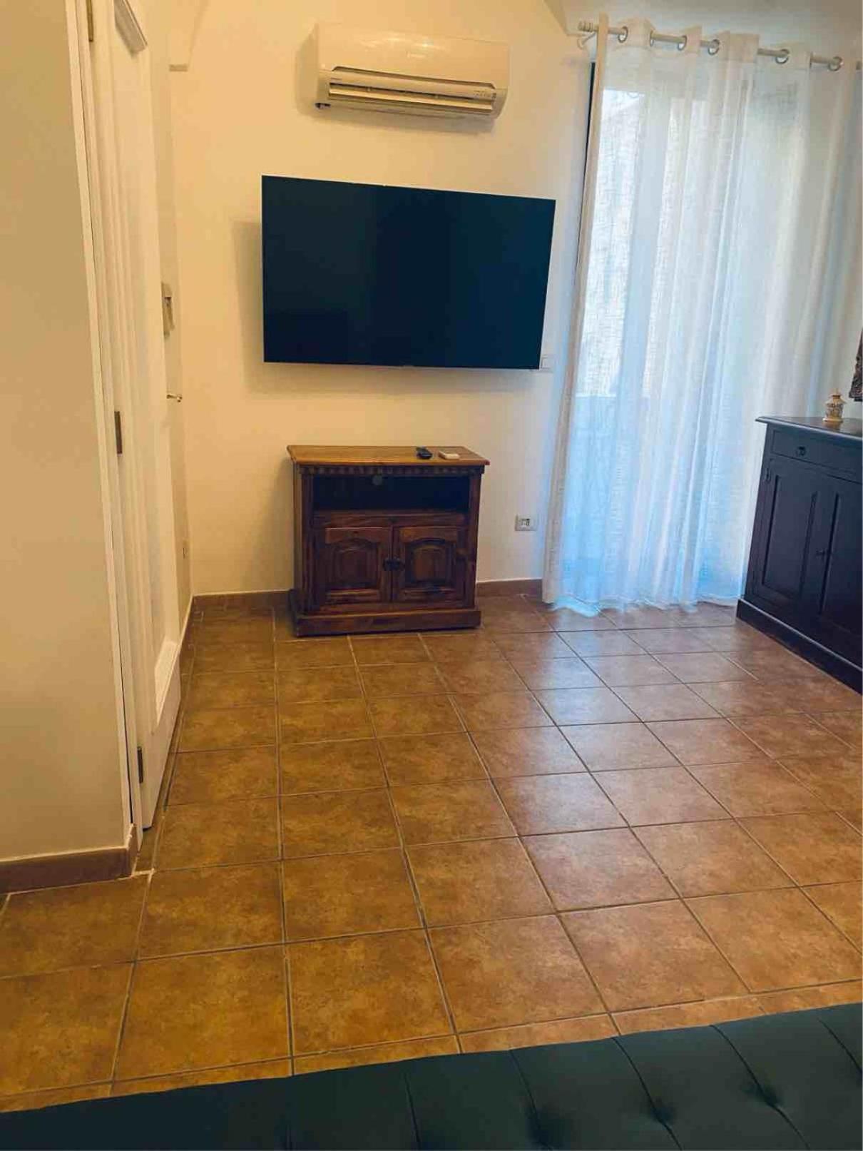Two-Bedroom Apartment (6 Adults)