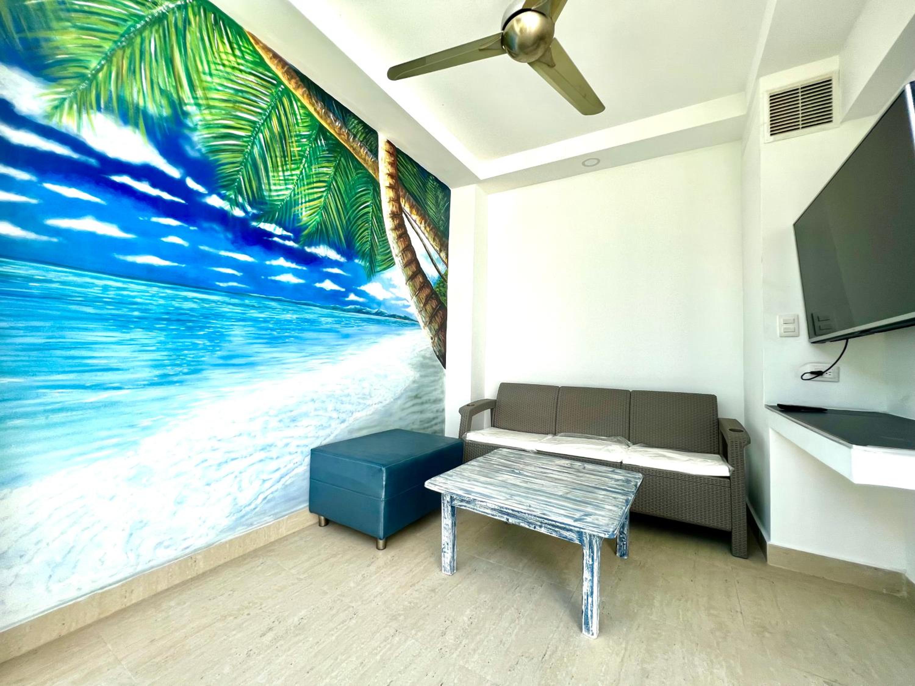 Family Room with Terrace photo 2