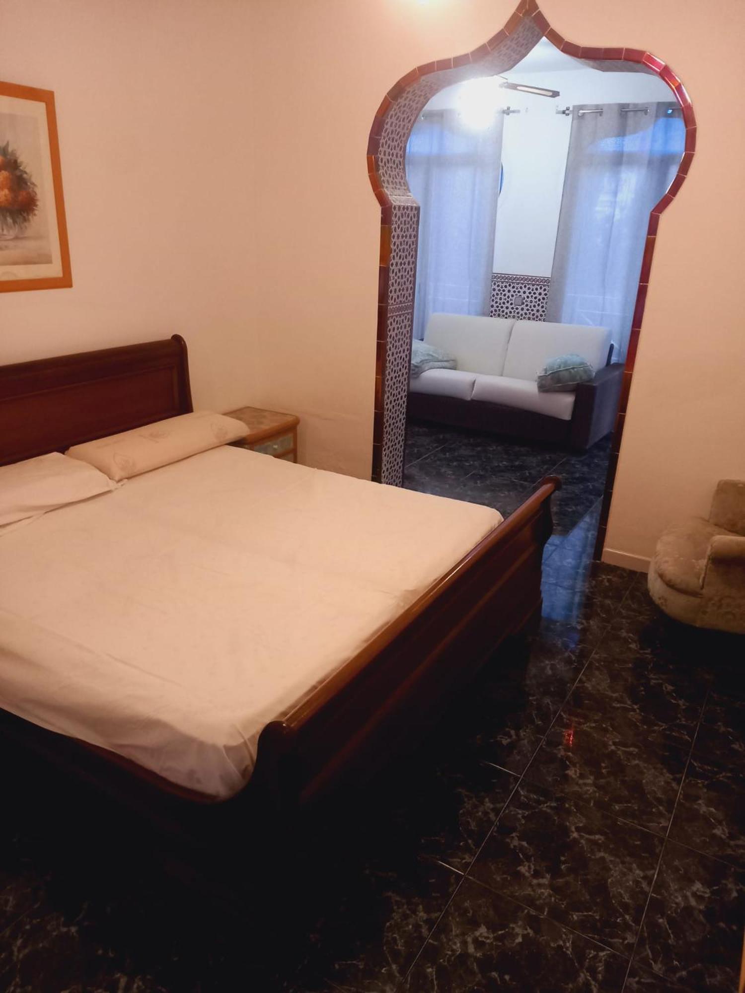 Habitación doble con baño compartido