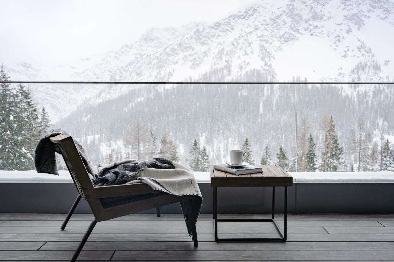 Suite Two-Bedroom Mountain Loft - Photo 8