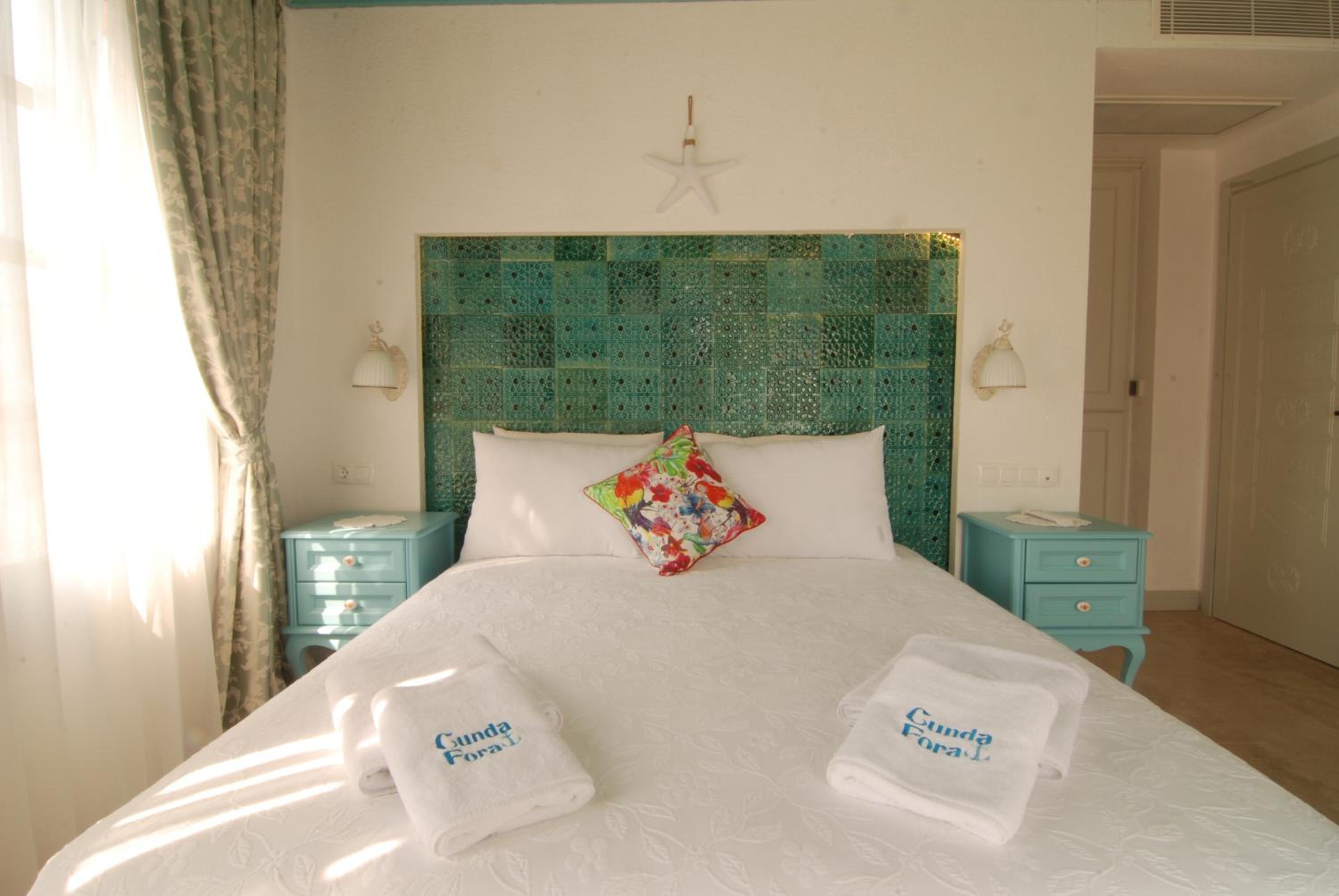 Deluxe Double Room with Nature View and Fireplace