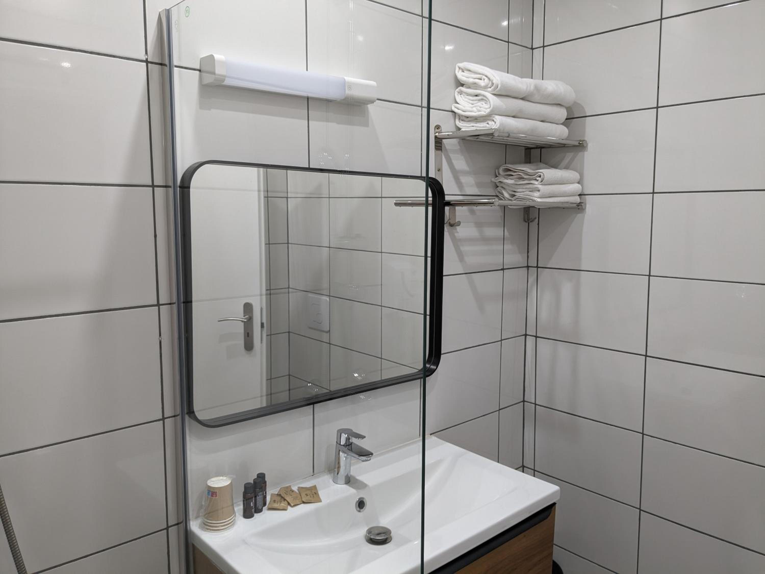 Triple Room - Photo 5
