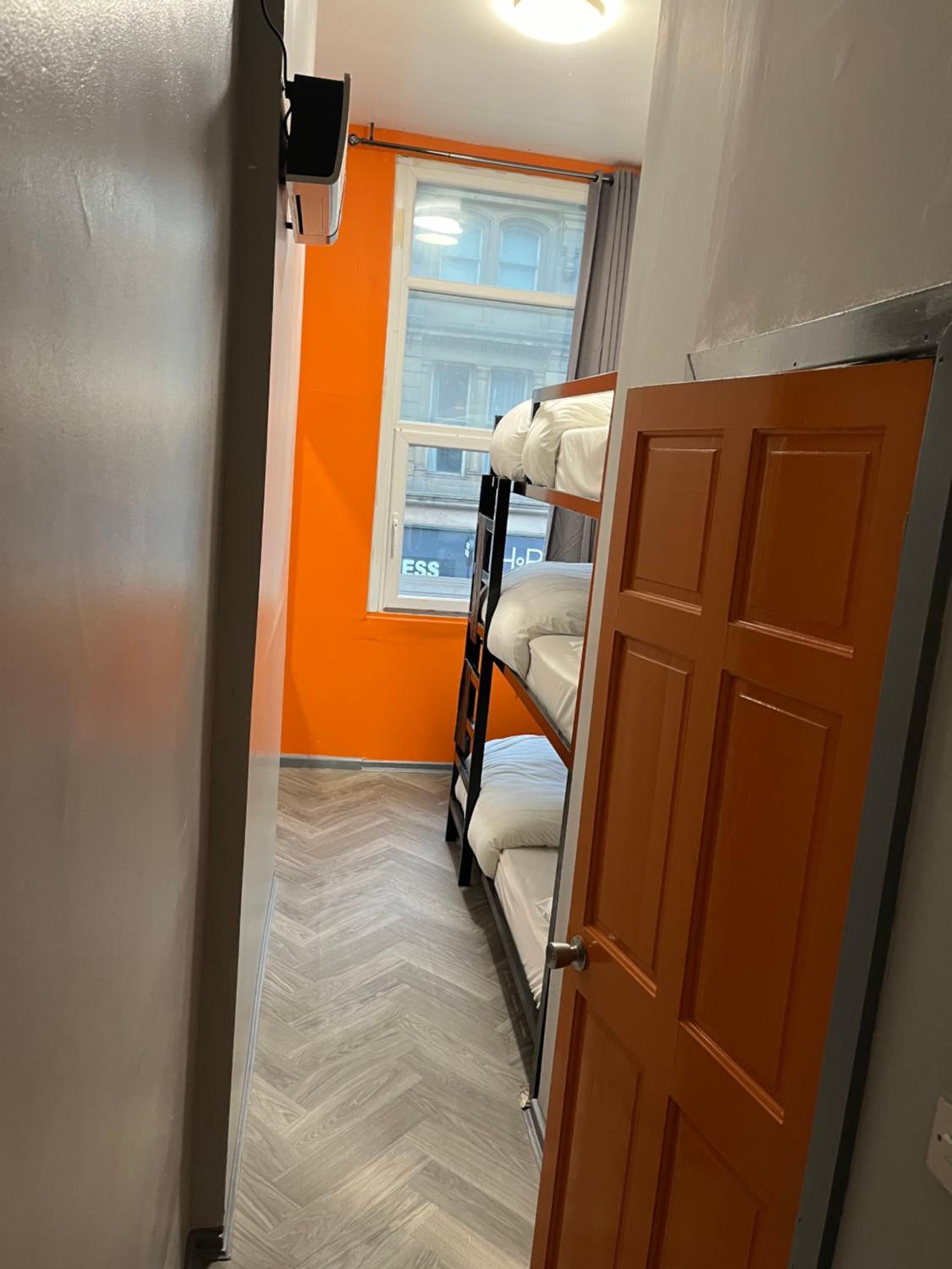 Single Room photo 1
