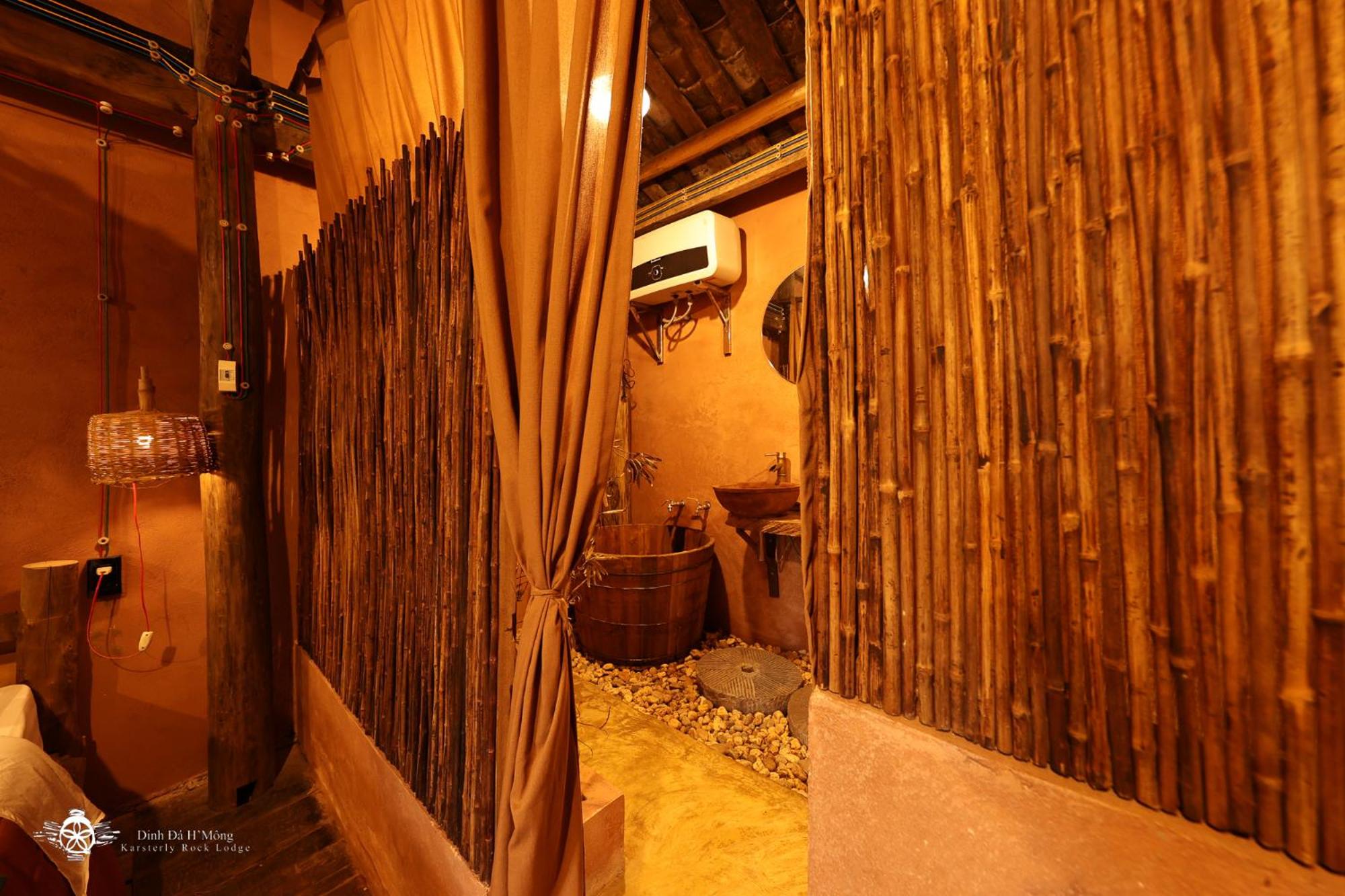 Standard Double Room - Photo 17