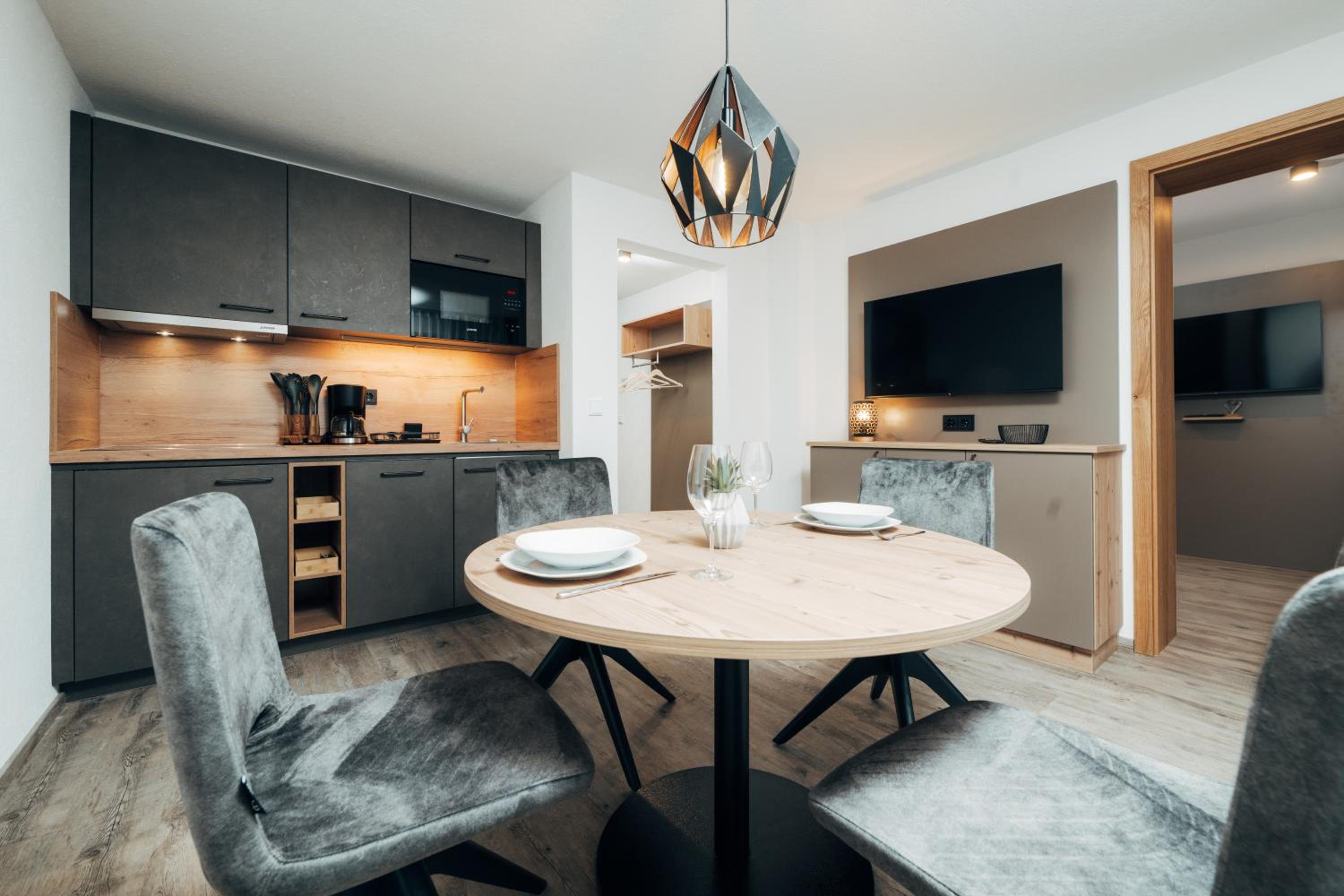 Apartment - Ground Floor photo 2