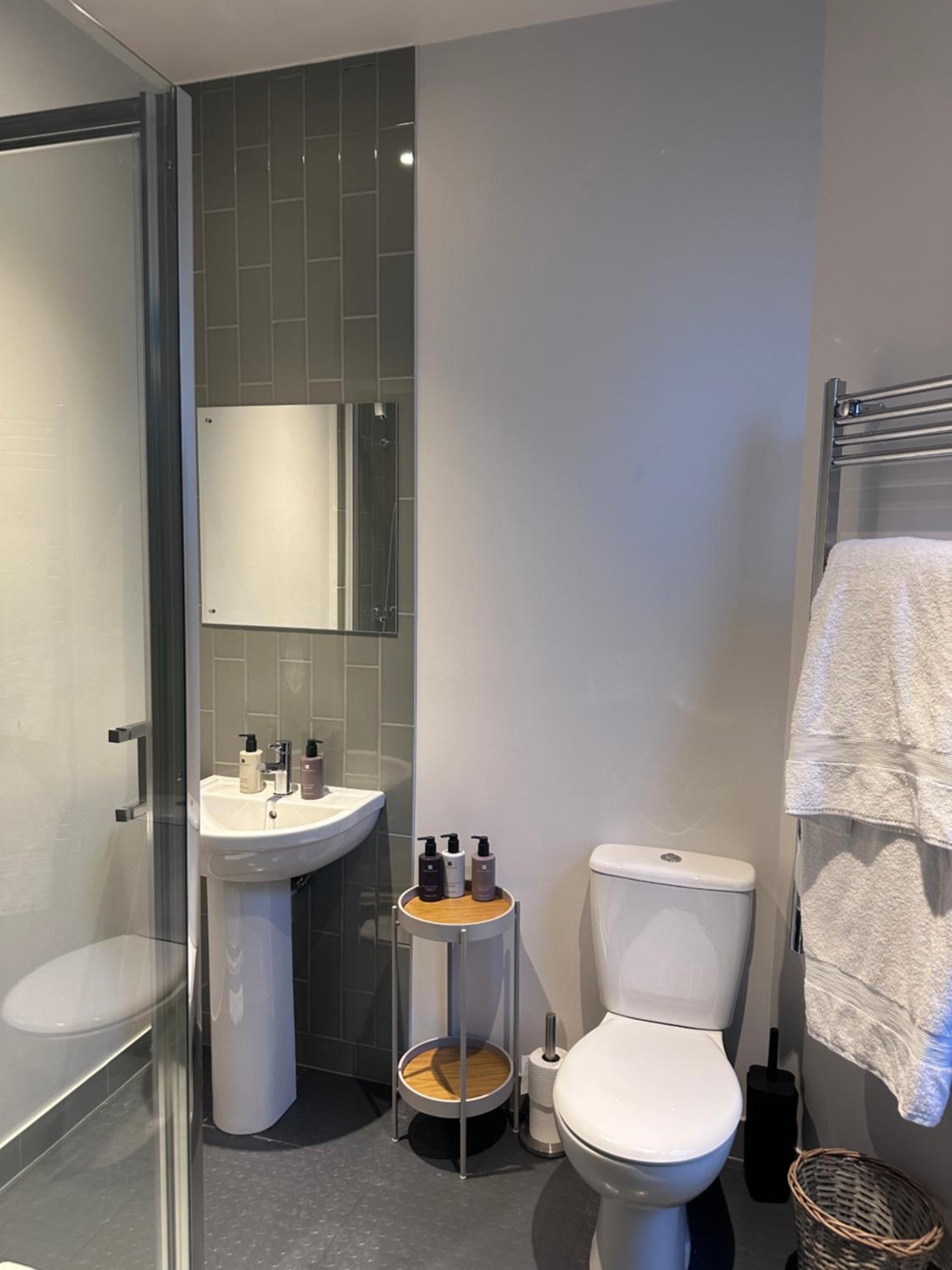 Deluxe Double Room (2 Adults + 1 Child) photo 2