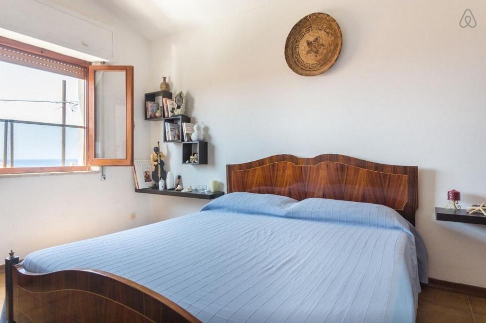 One-Bedroom House with Sea View
