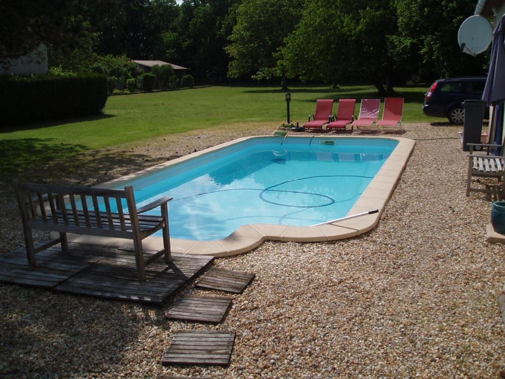 Double Room with Private Bathroom - Photo 9
