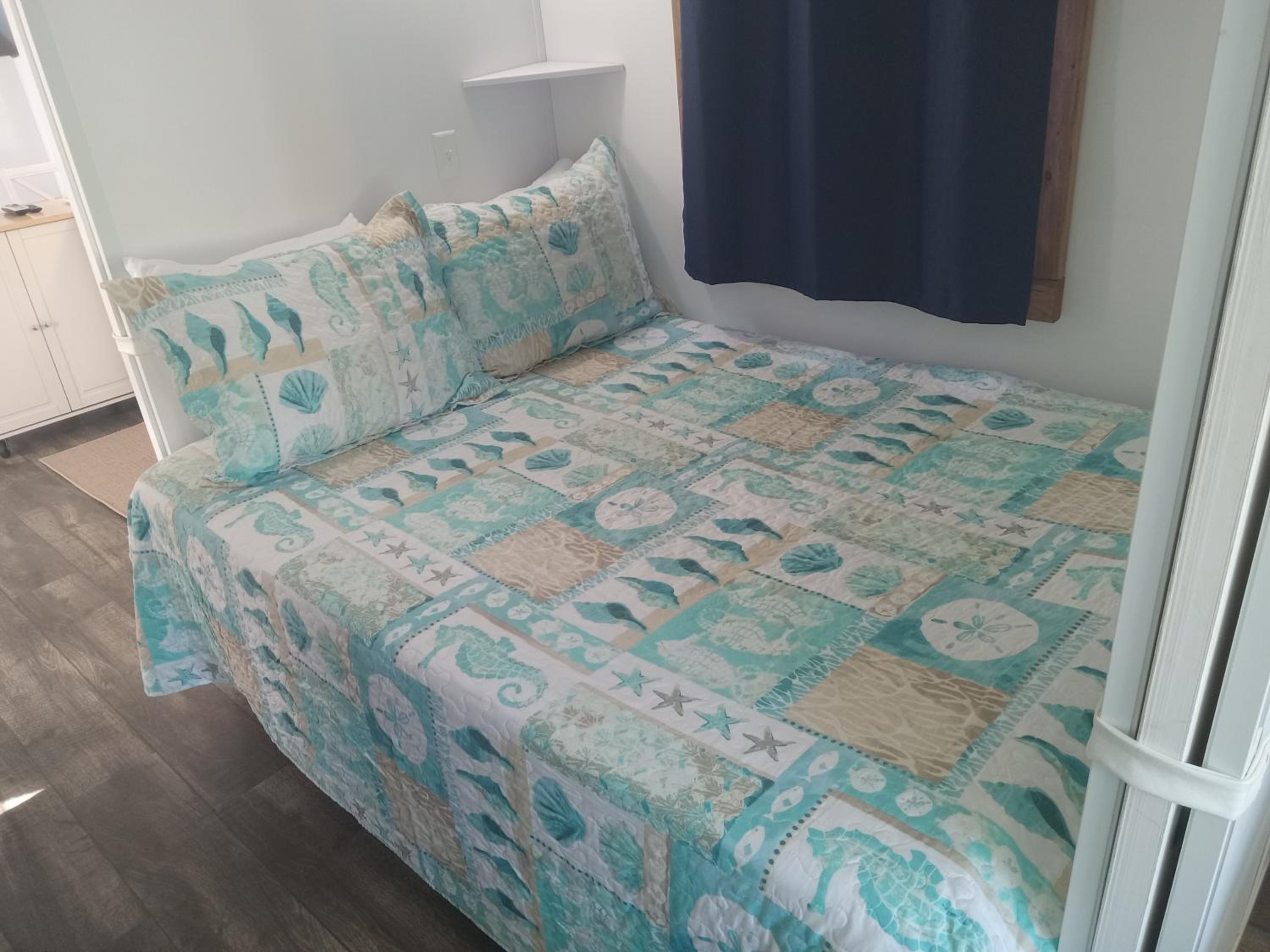 Deluxe Double Room with Balcony and Sea View photo 2