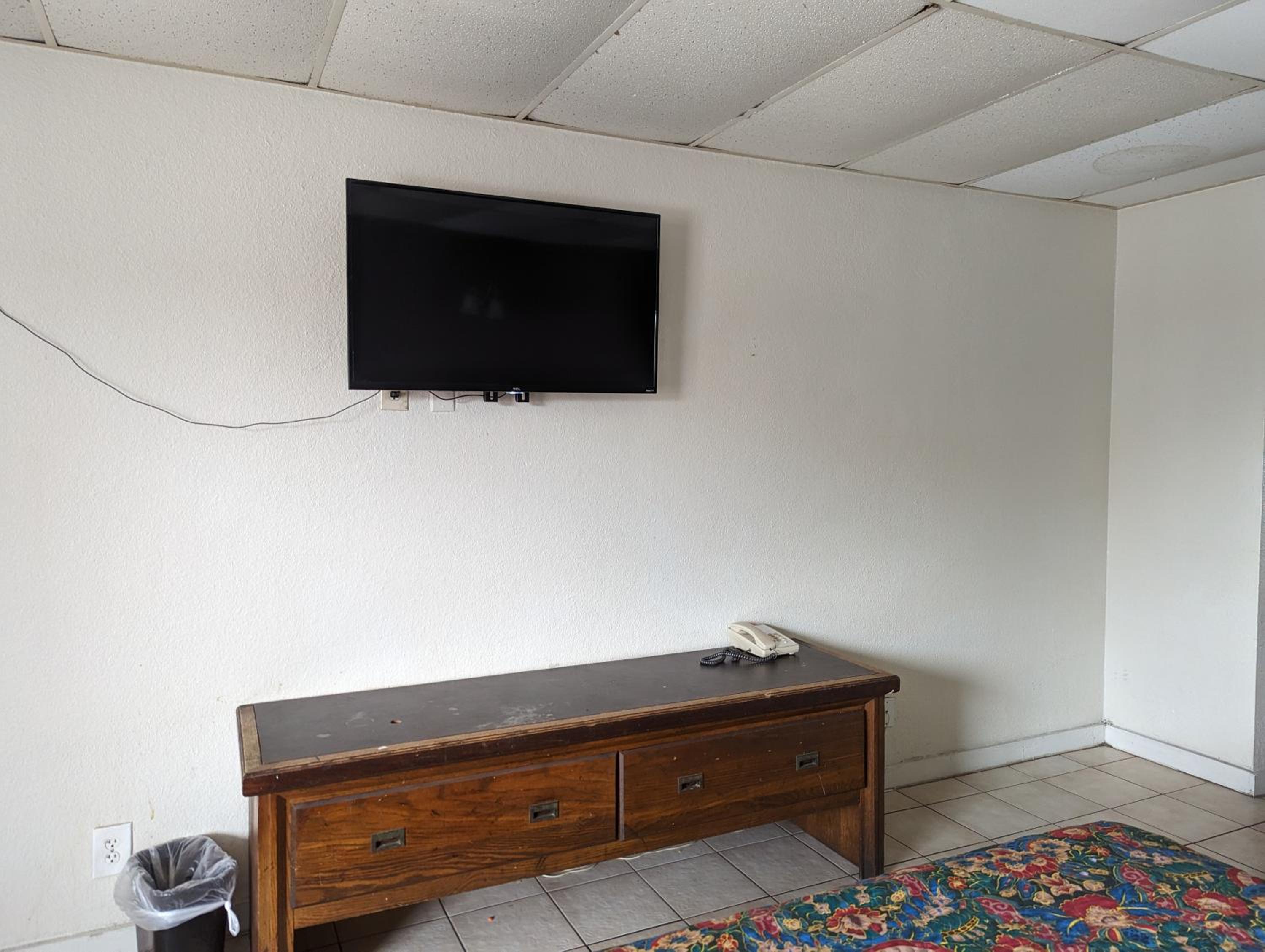 Standard Queen Room - Photo 1