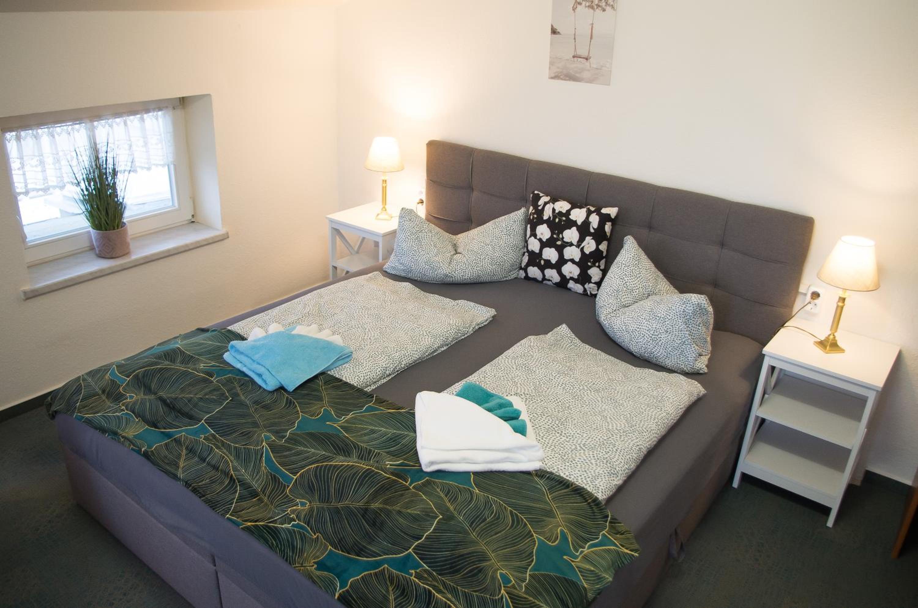 Deluxe Double Room with Balcony photo 3