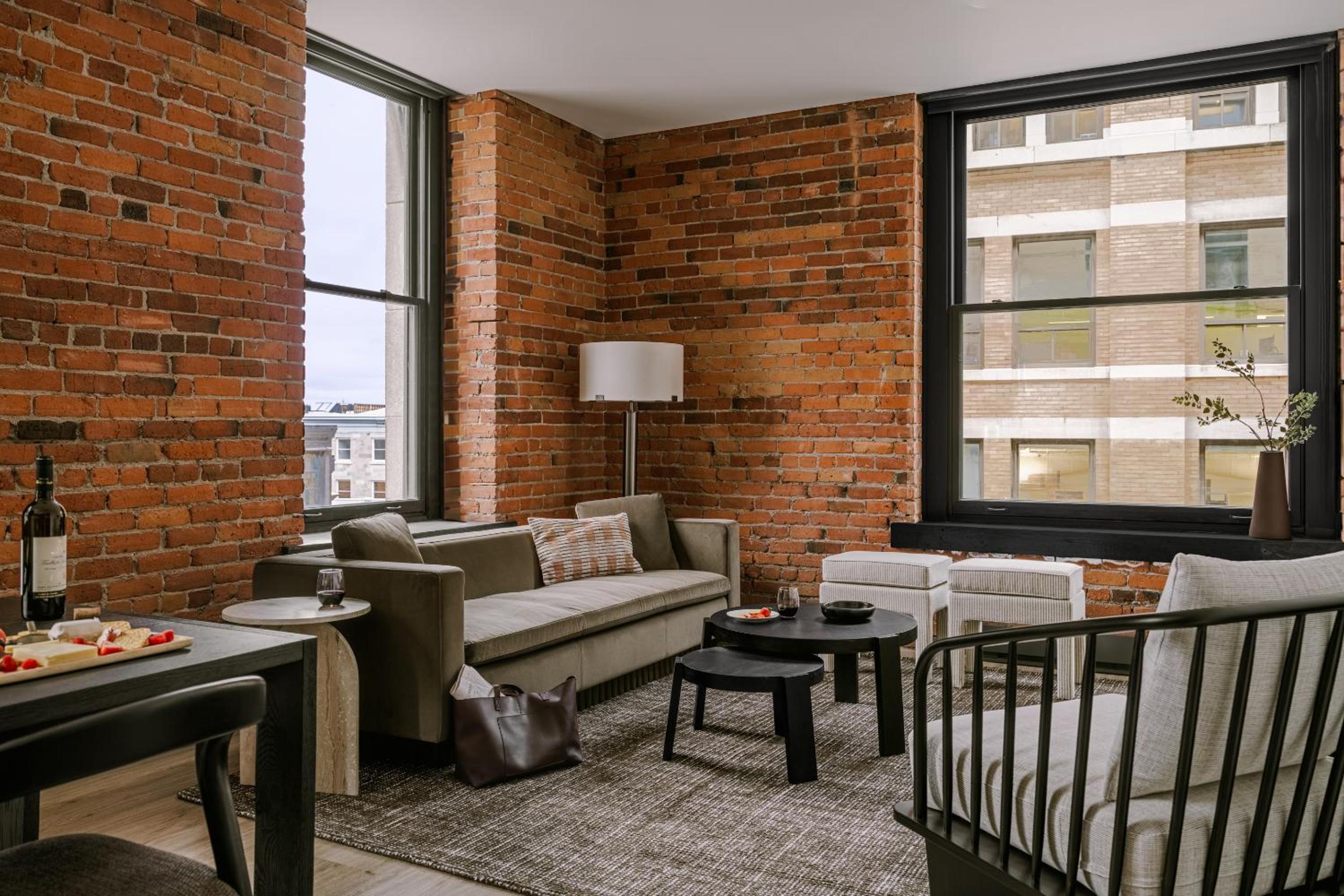 Two-Bedroom Deluxe Apartment