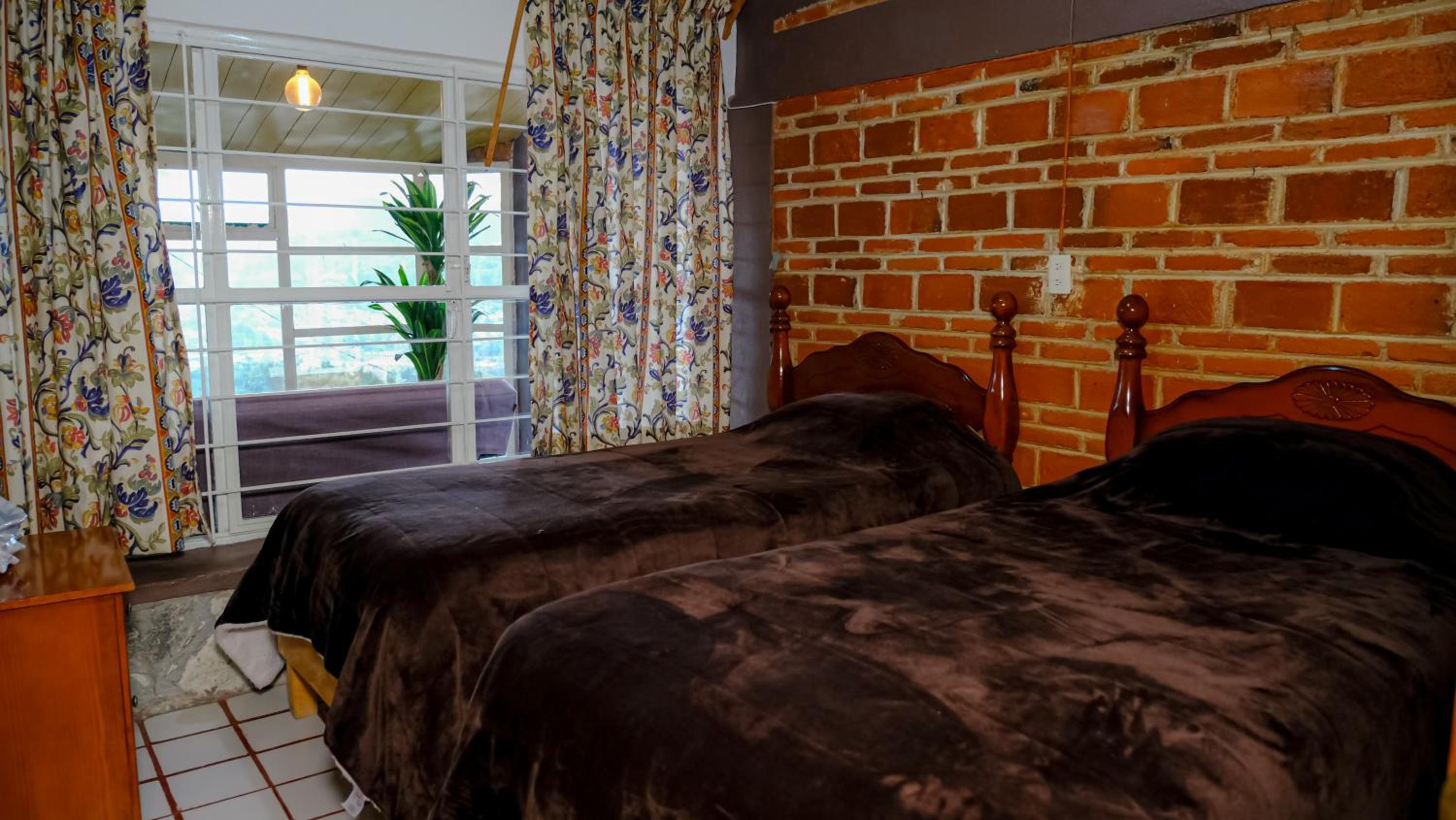 Three-Bedroom House - Photo 13