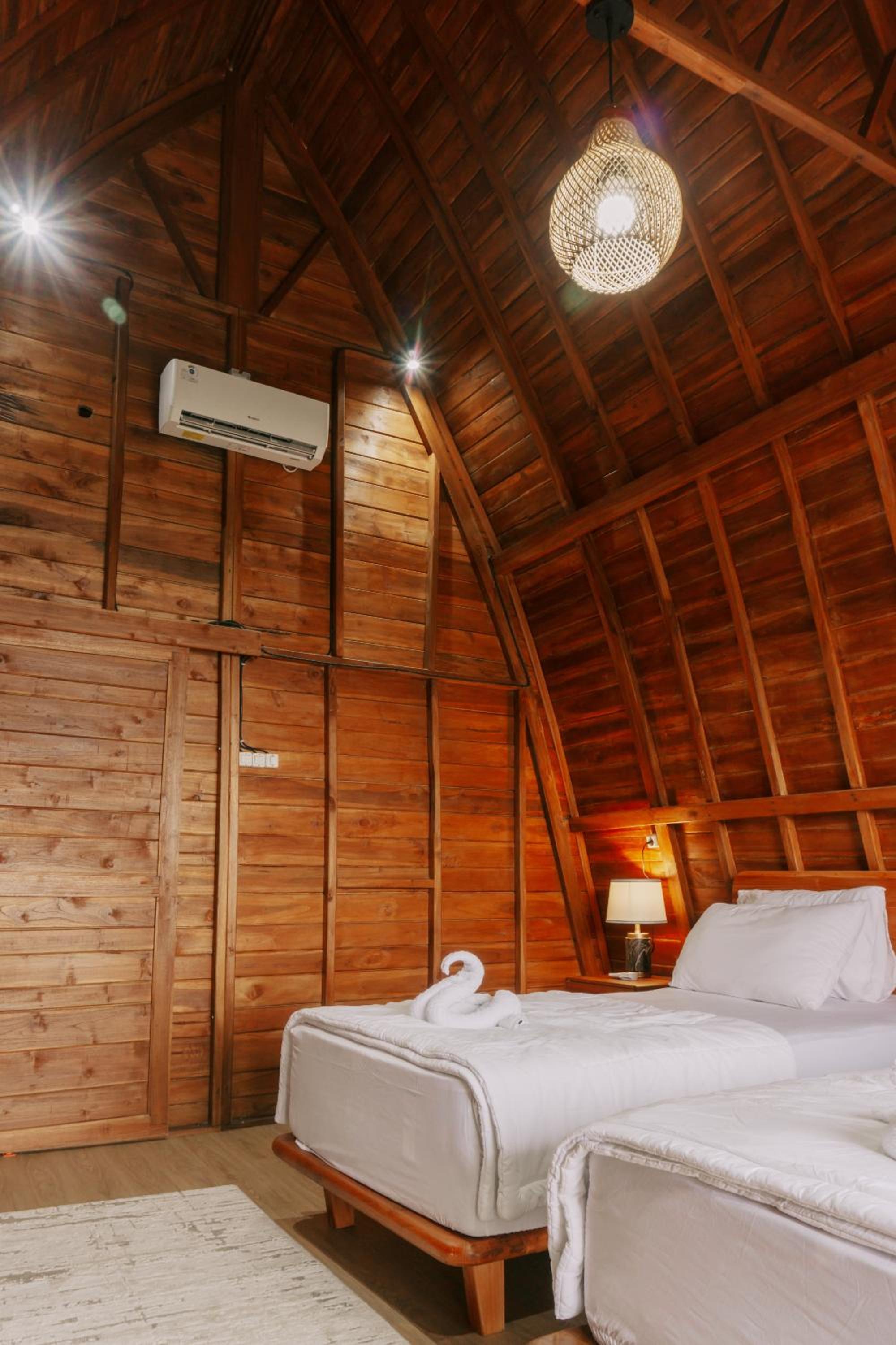 Deluxe Villa - Photo 16