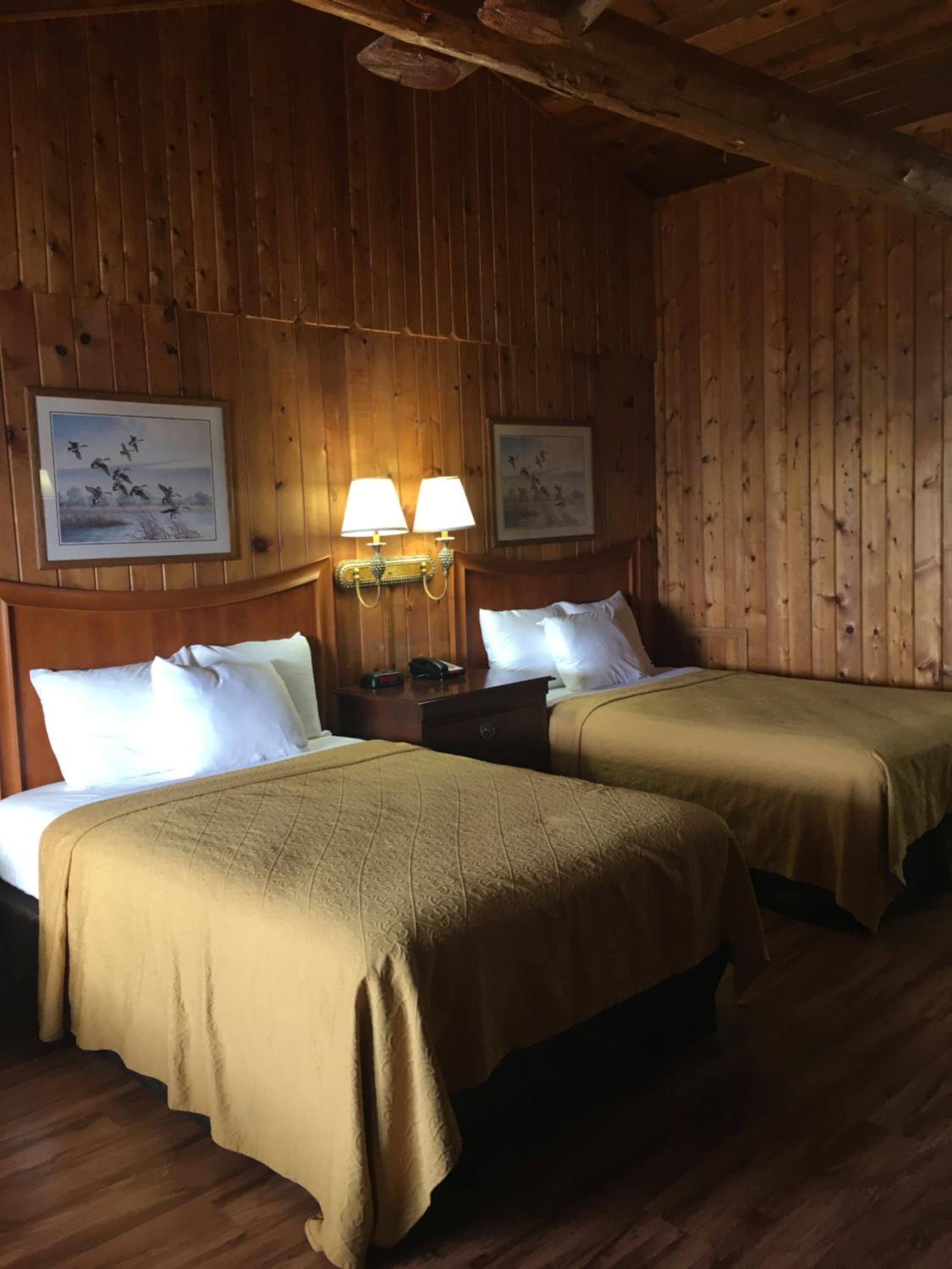 Deluxe Double Room with Two Double Beds - Non-Smoking - Photo 7