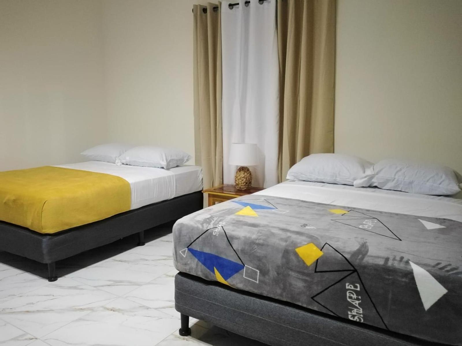 Twin Room with Private Bathroom photo 1
