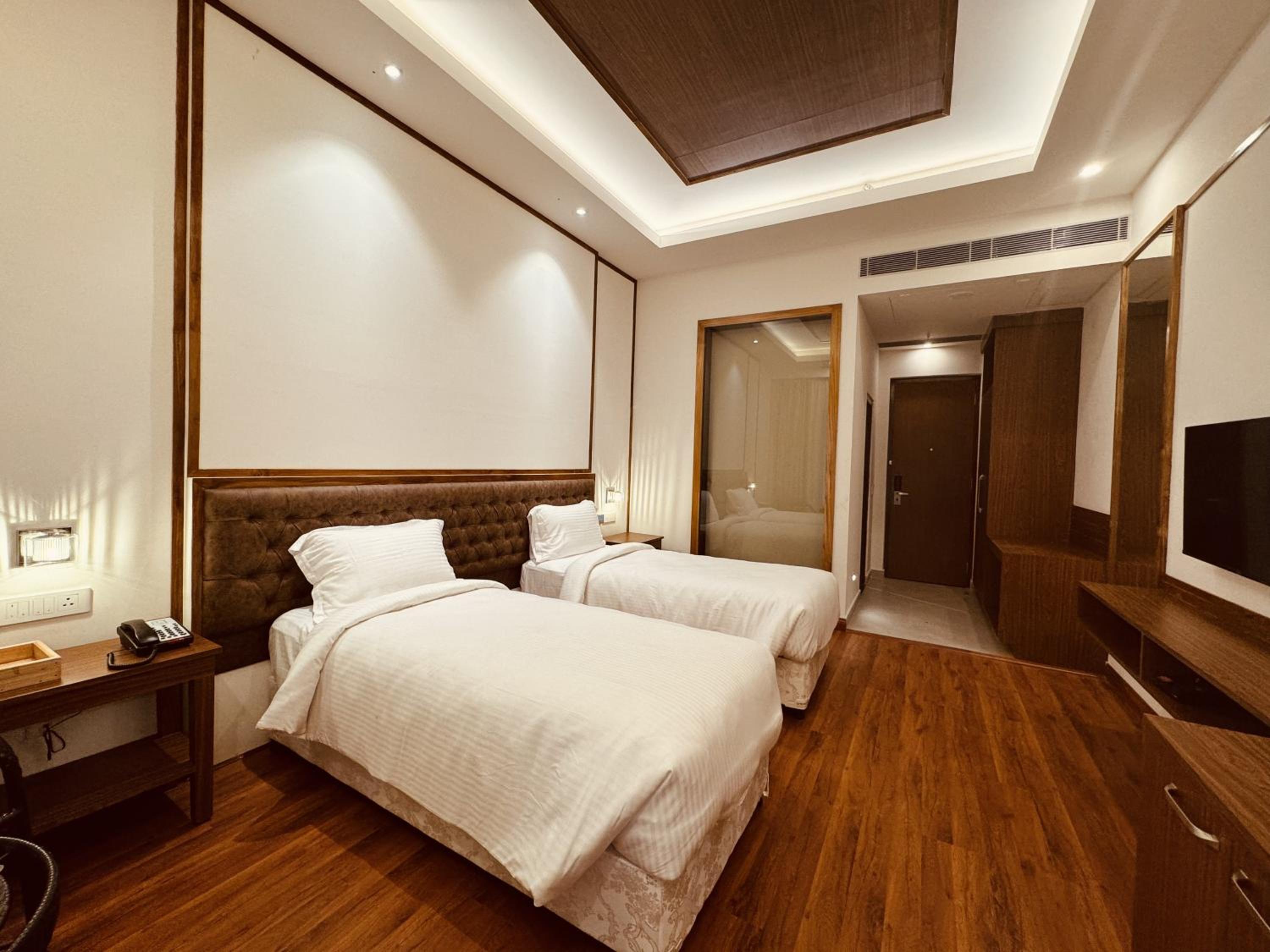 Superior Twin Room