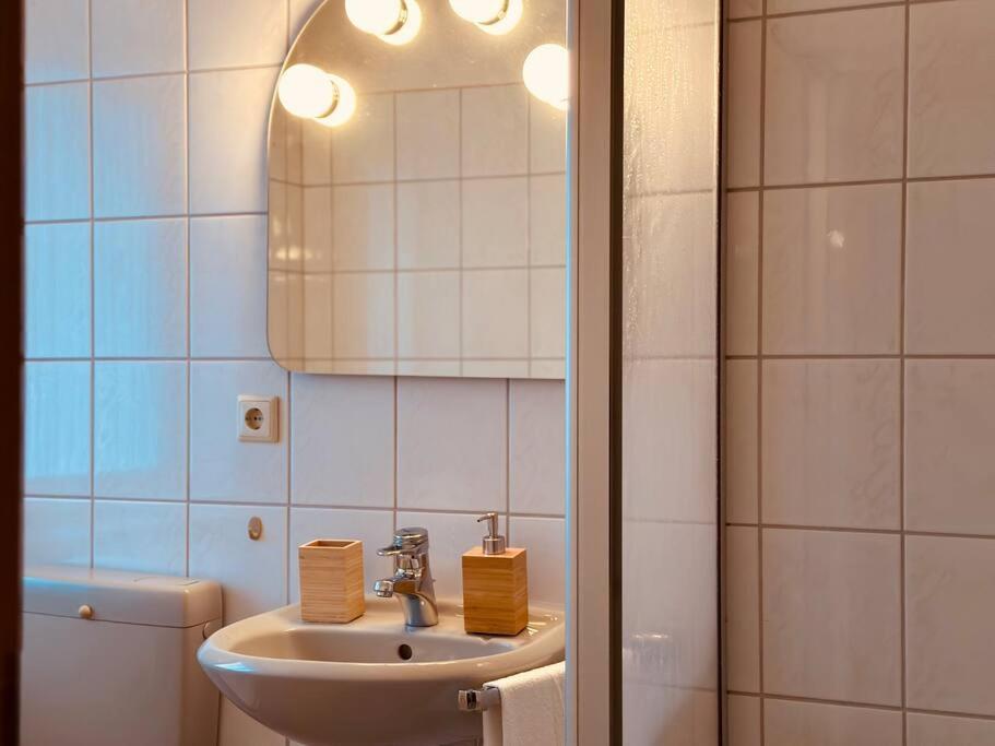 Three-Bedroom Apartment photo 2