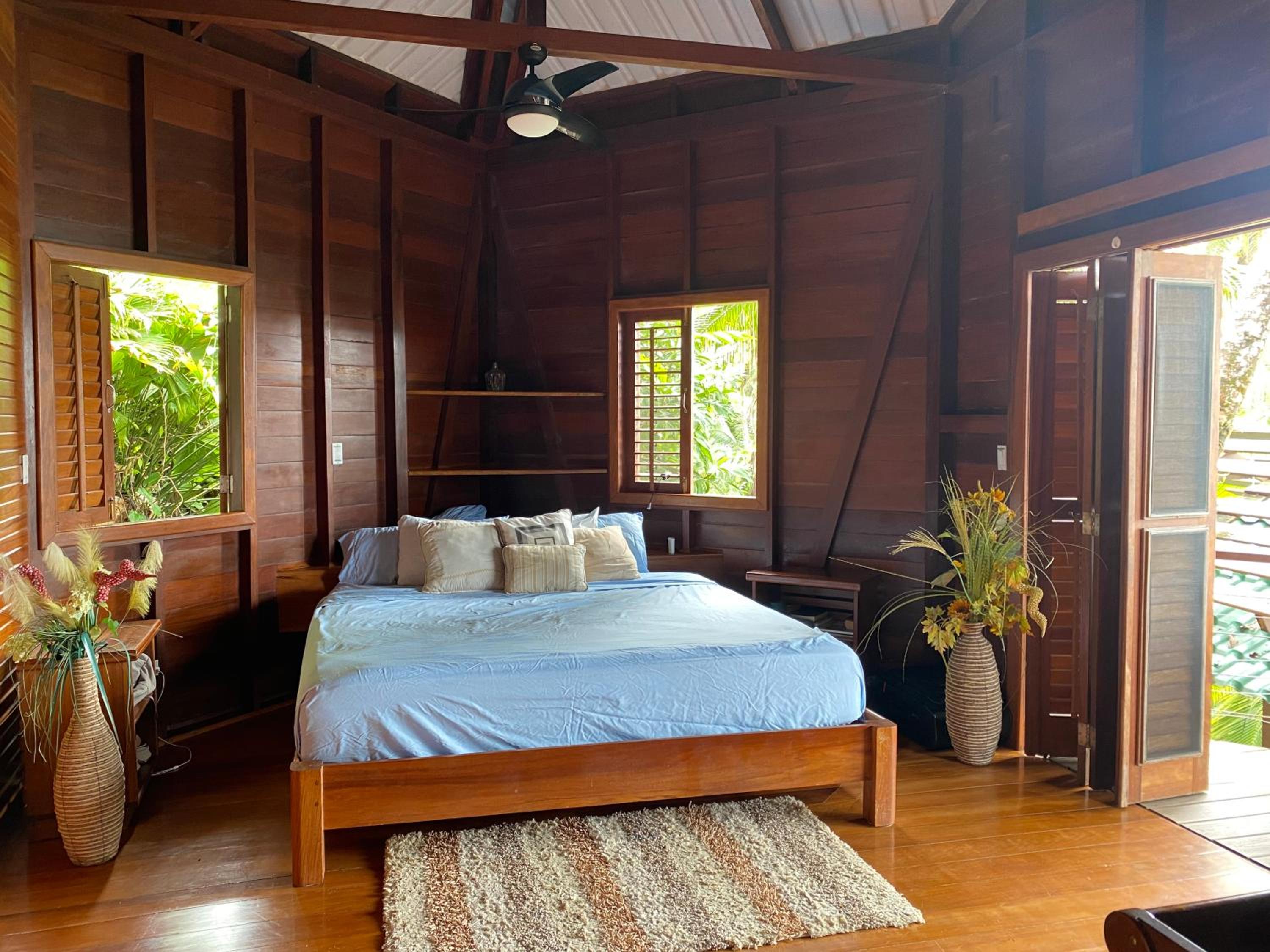 Two-Bedroom House photo 2