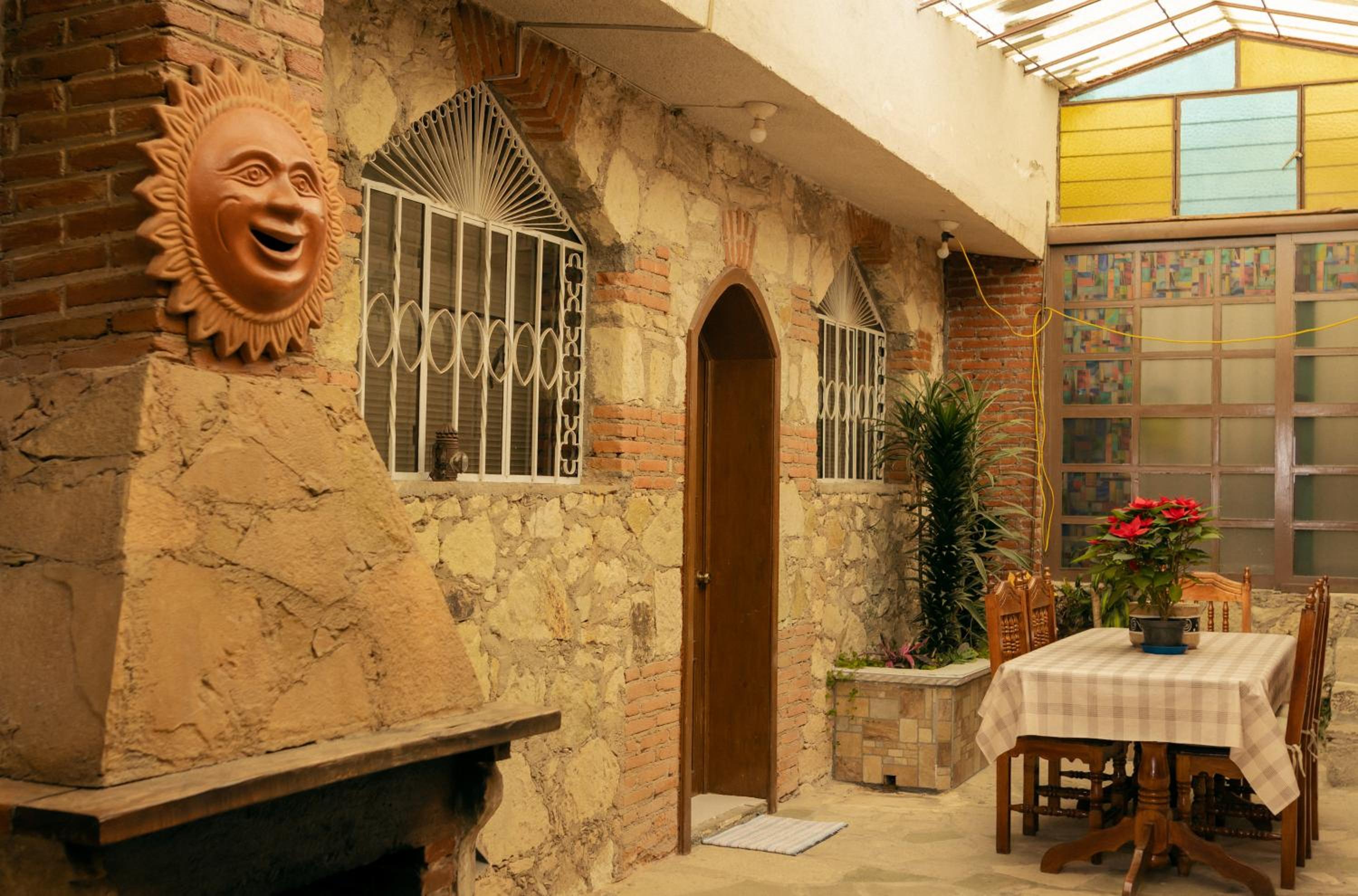 Deluxe King Studio - Photo 12