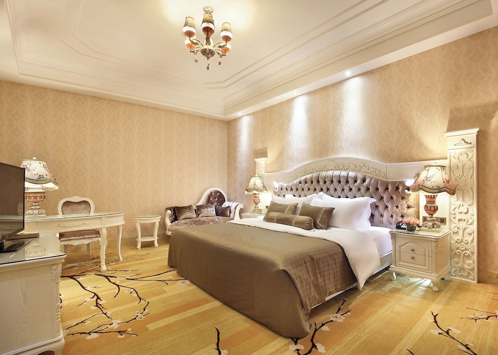 Family Suite photo 3
