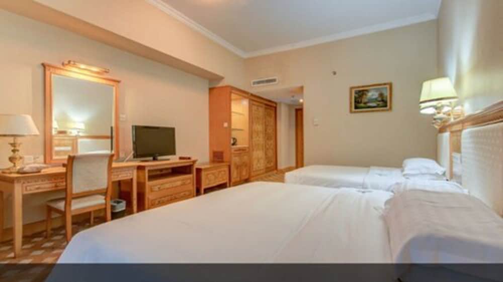 Room (Parent) photo 2