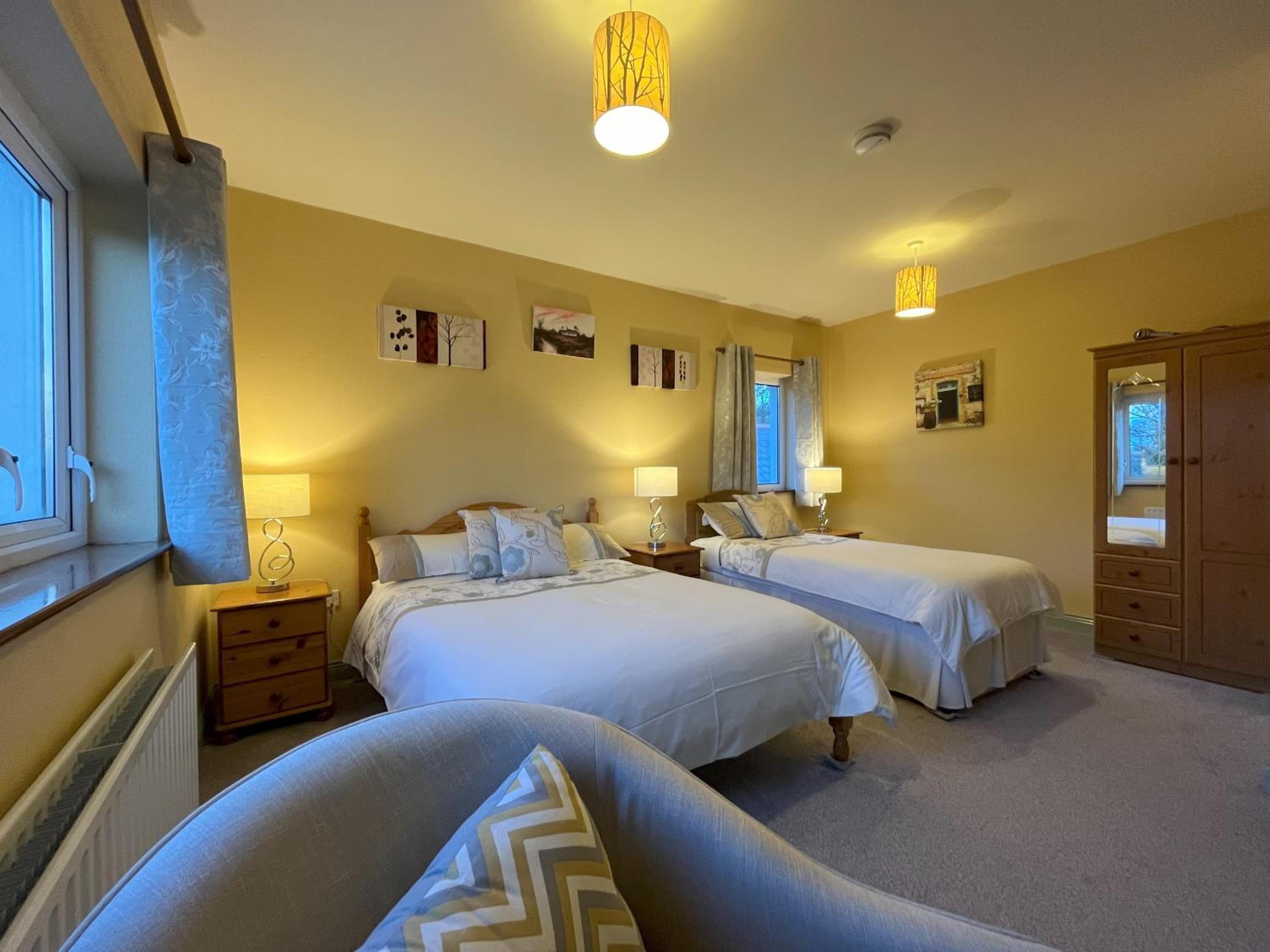 Triple Room En-Suite photo 1