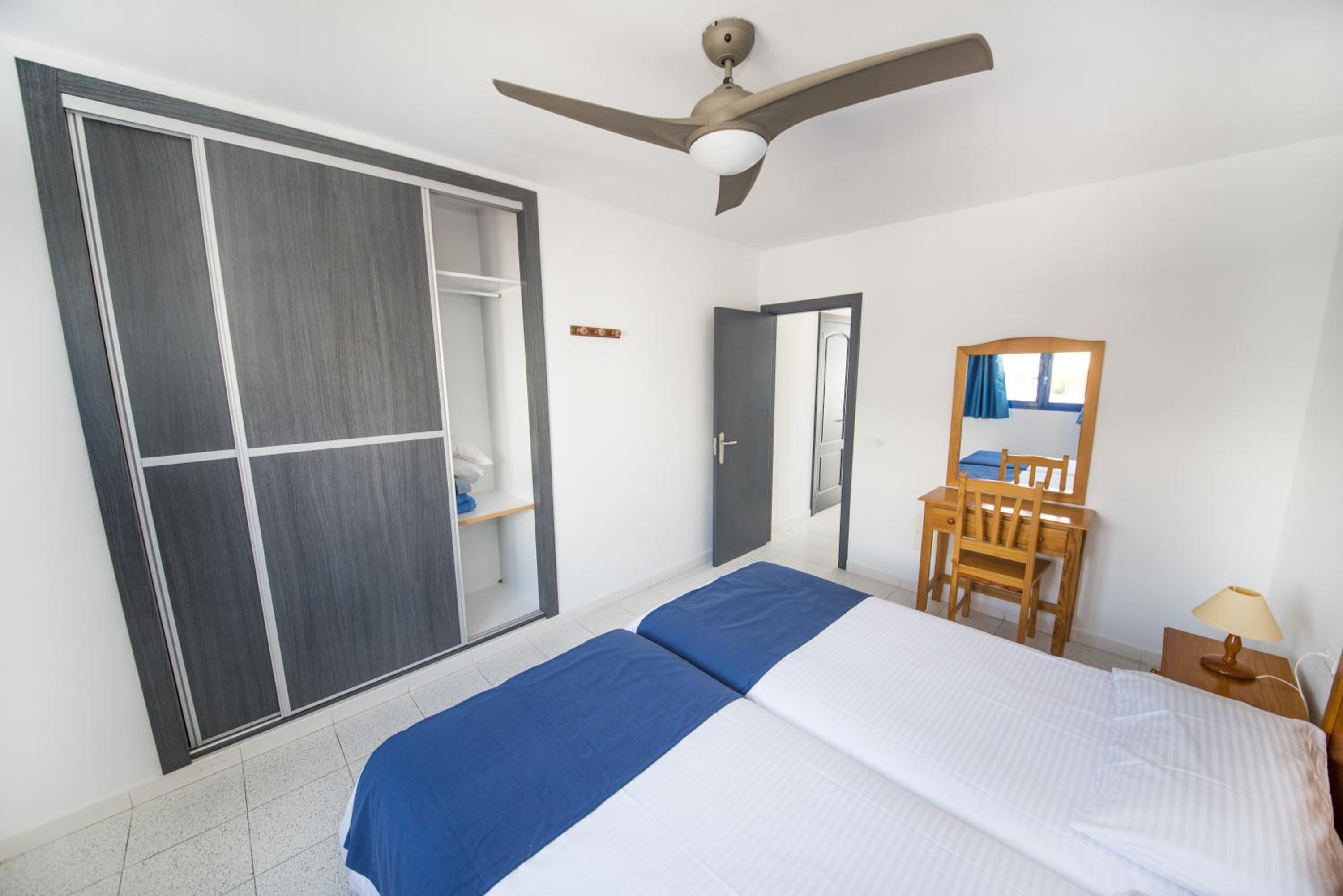Apartment with Sea View - Photo 21