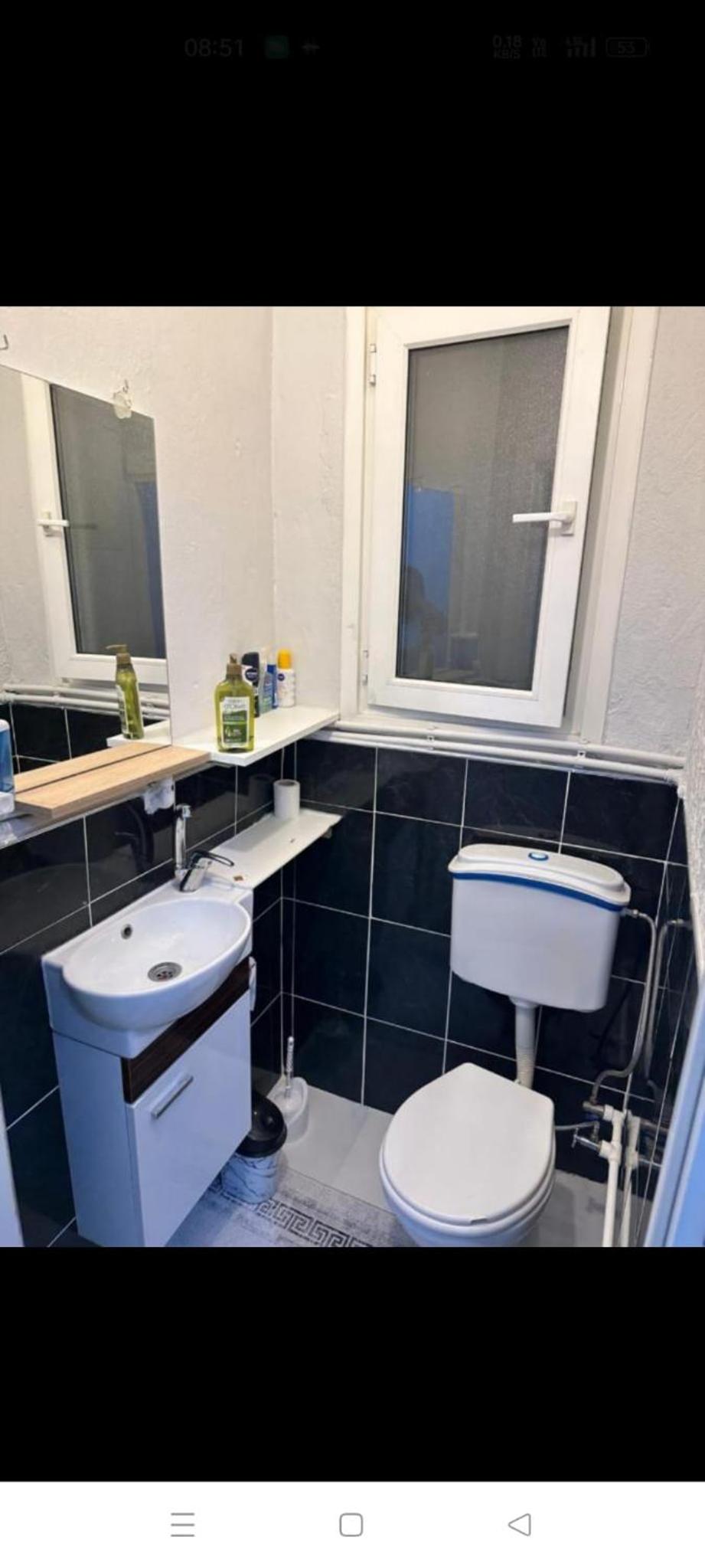 Standard Double Room With Shared Bathroom photo 2