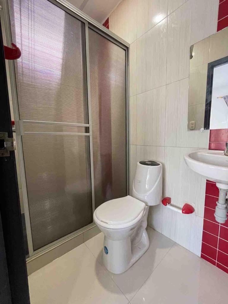 Double Room with Private Bathroom photo 2